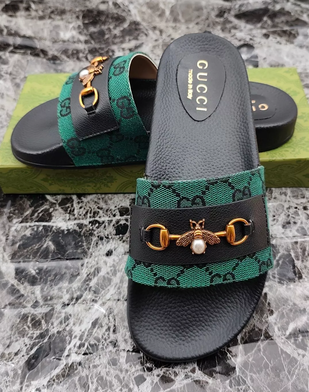 Gucci Slippers For Men Resilient 4246