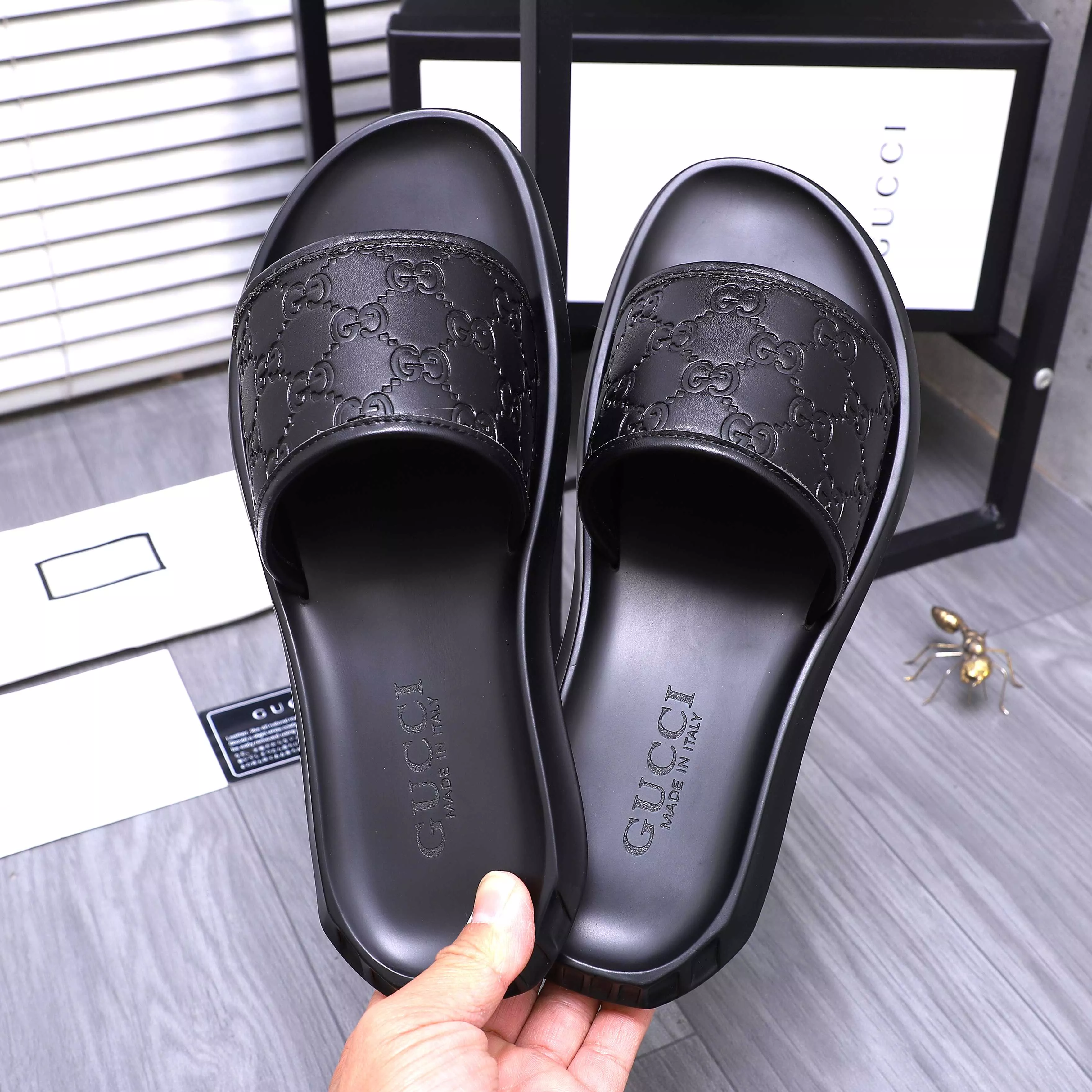 Gucci Slippers For Men SmartChoice 3925