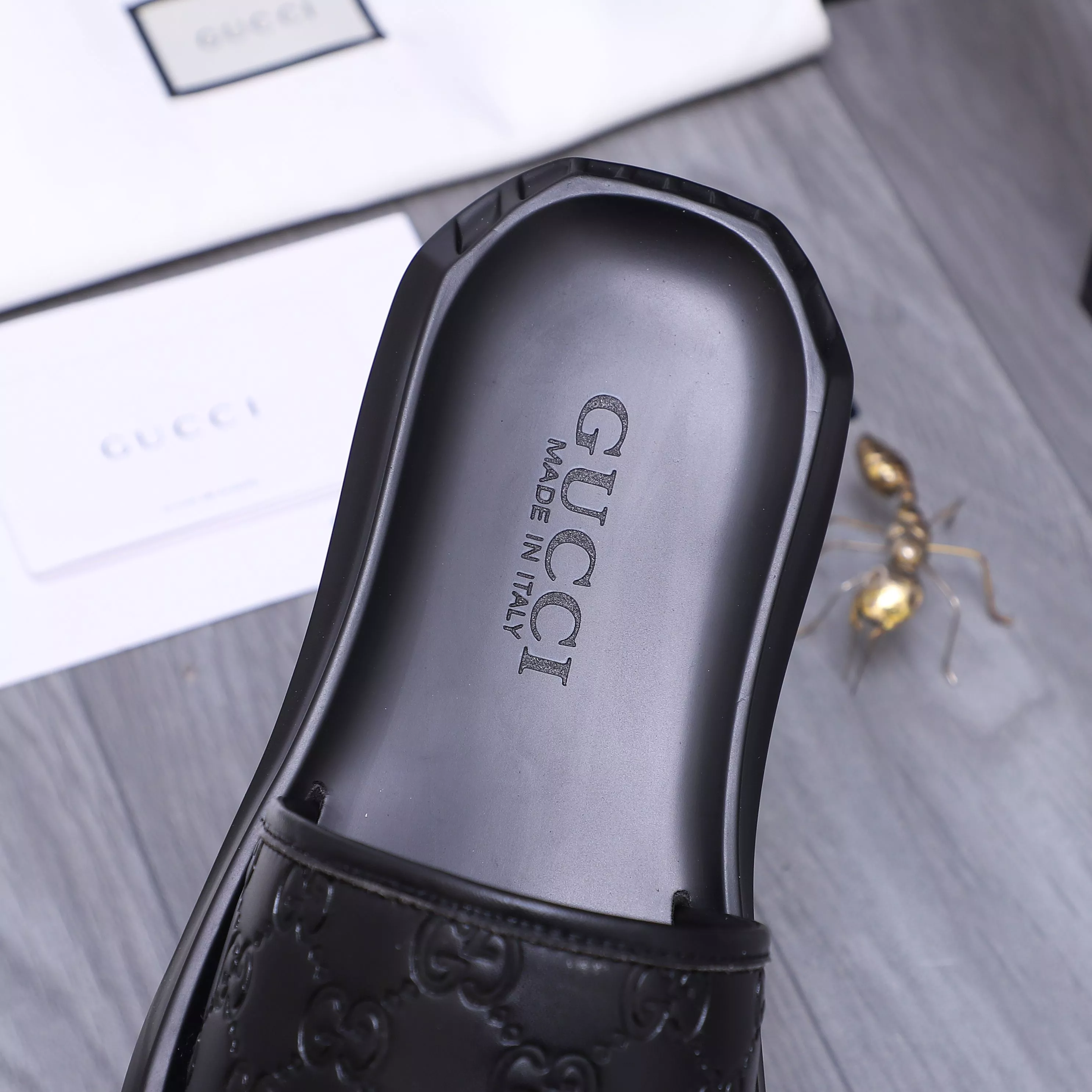 Gucci Slippers For Men SmartChoice 3925