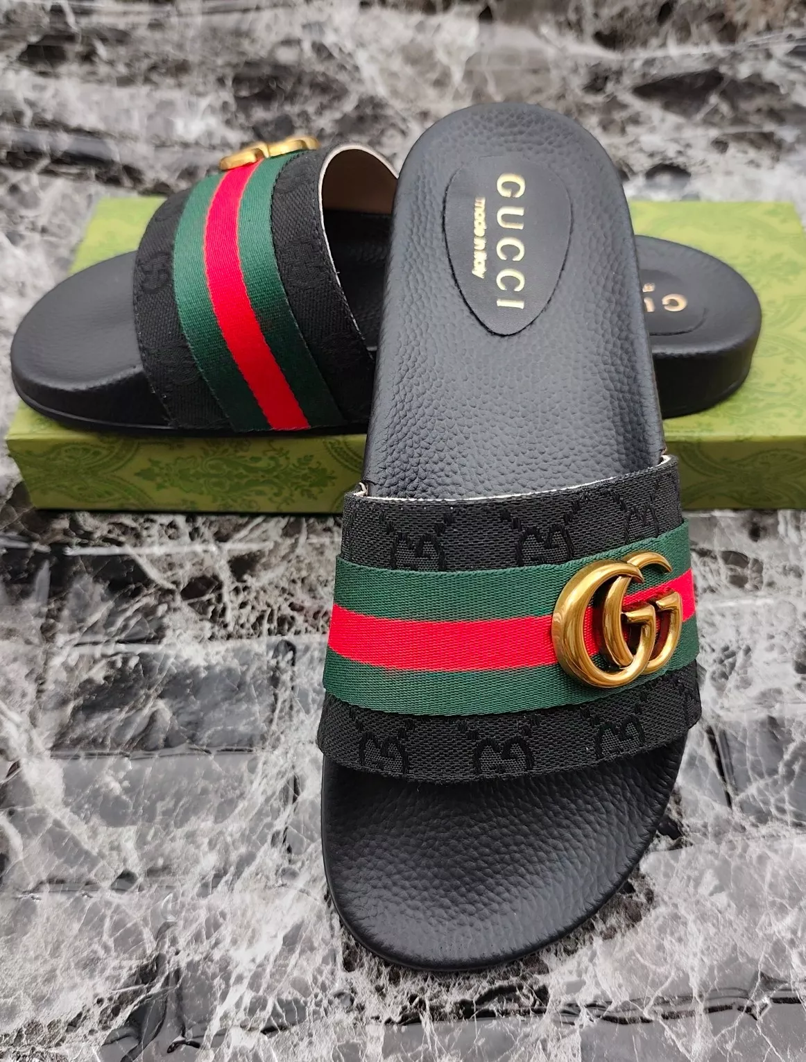 Gucci Slippers For Men Soft 2390