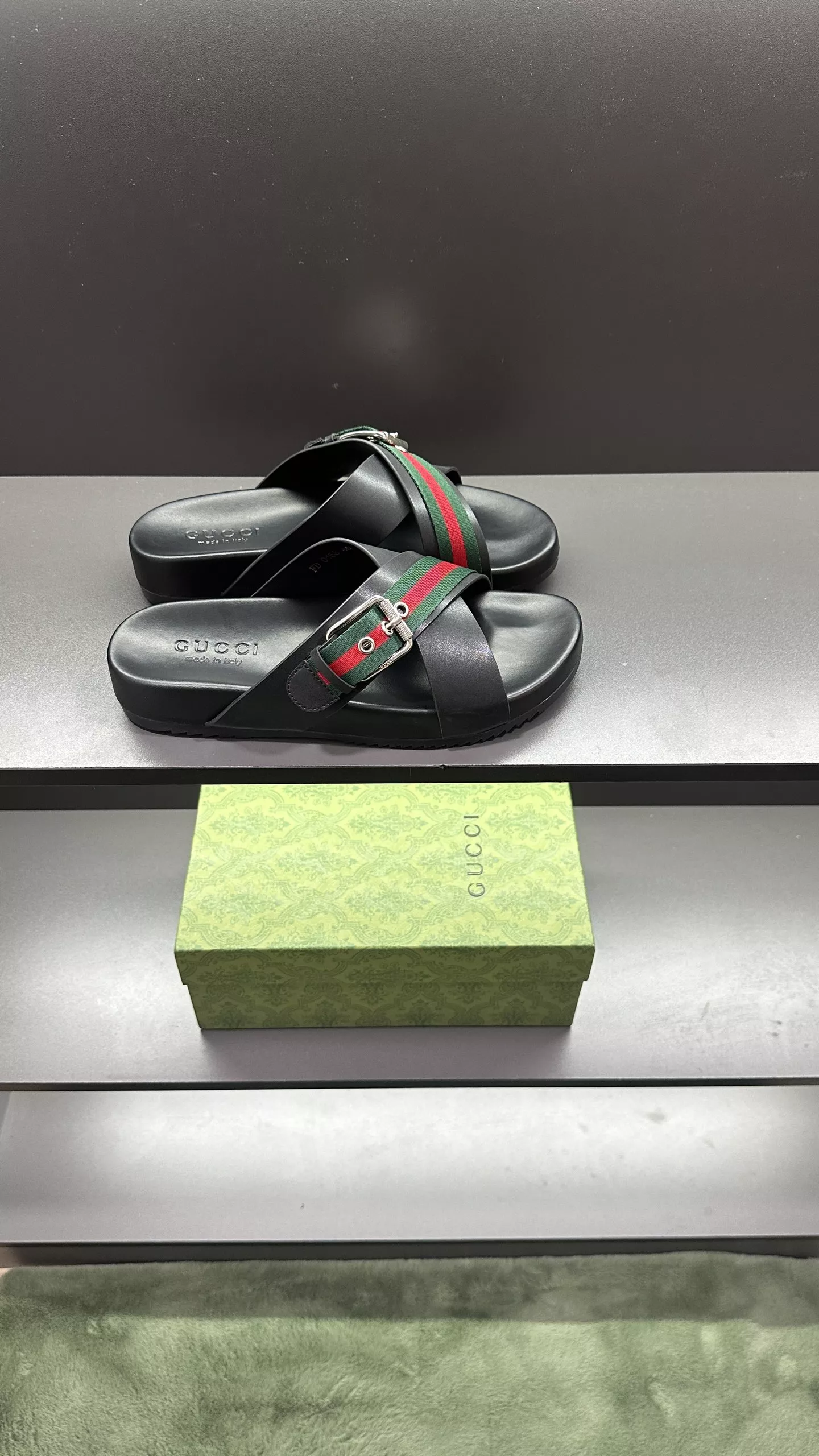 Gucci Slippers For Men Soft 2831