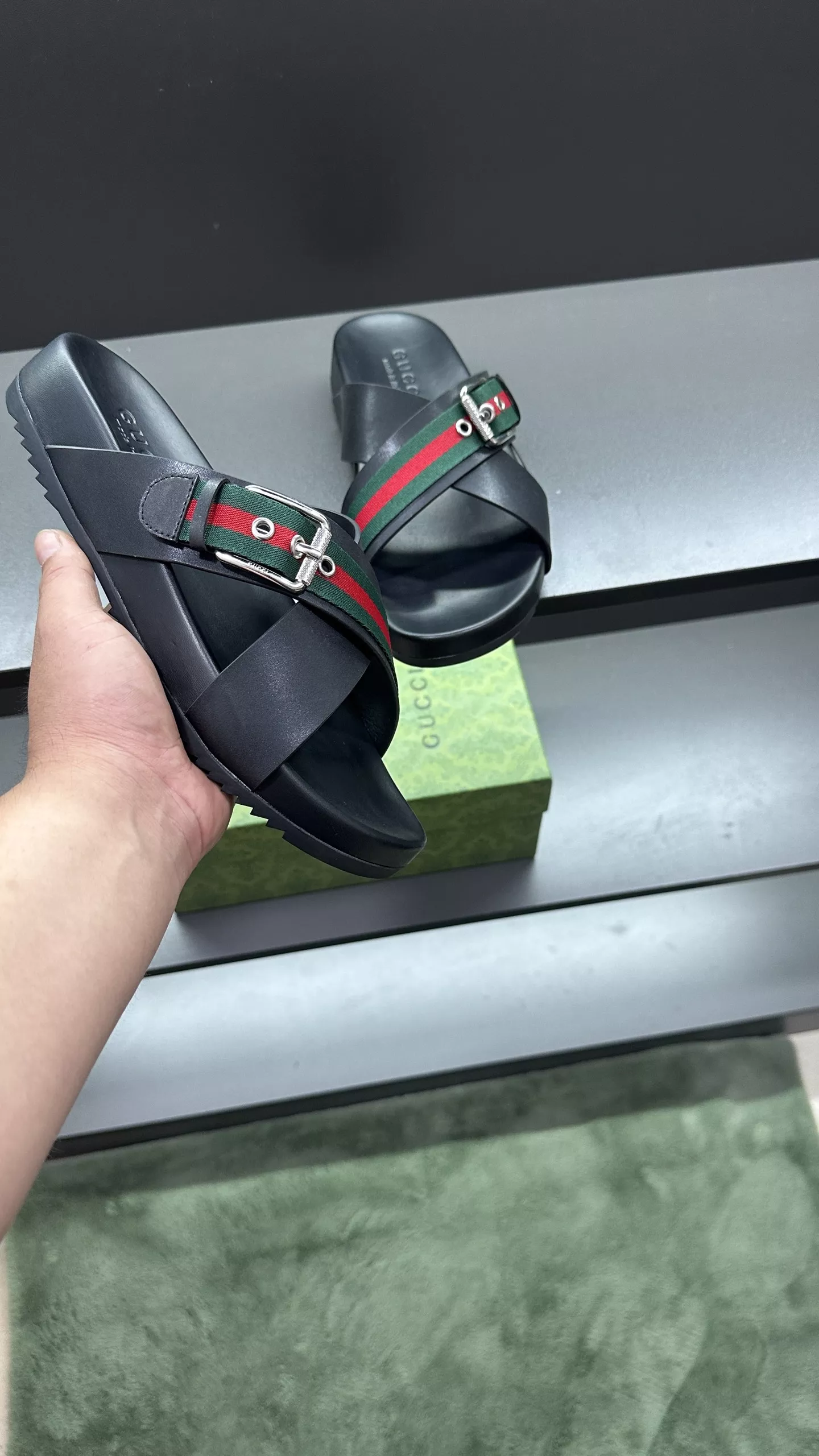 Gucci Slippers For Men Soft 2831