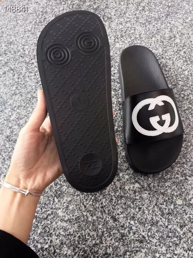 Gucci Slippers For Men Soft 880