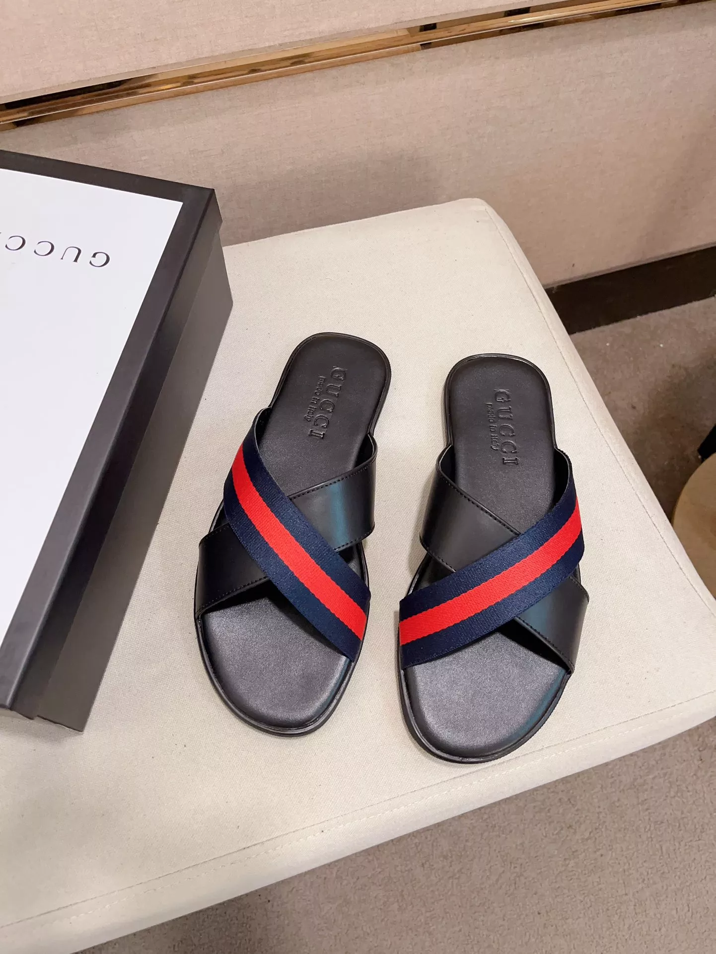 Gucci Slippers For Men Soft 9150