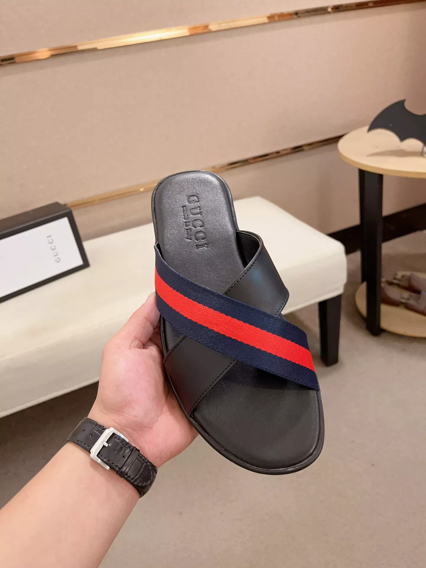 Gucci Slippers For Men Soft 9150