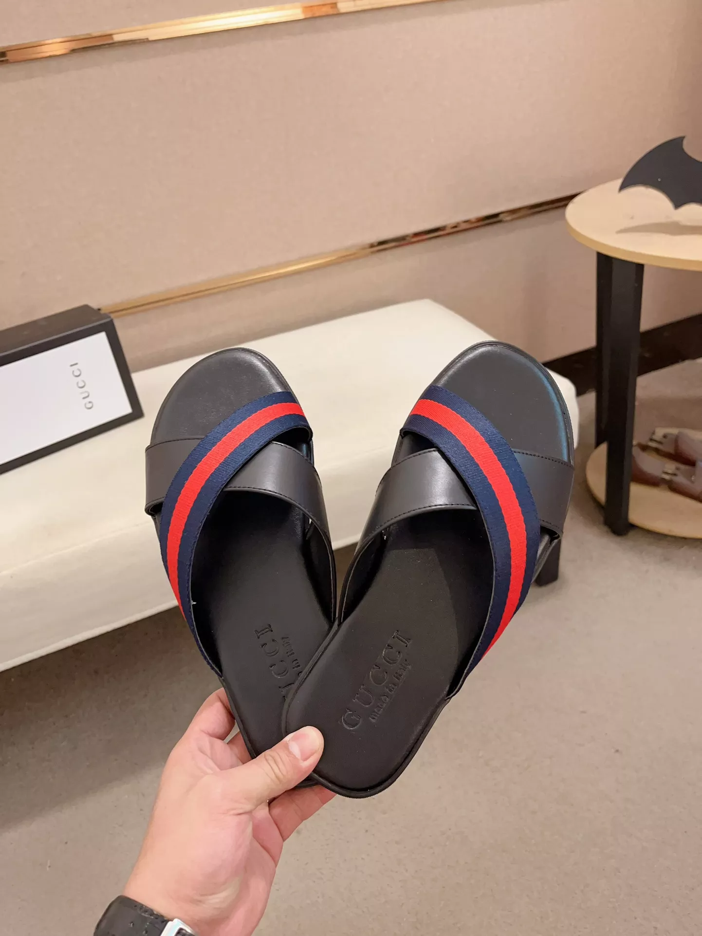 Gucci Slippers For Men Soft 9150
