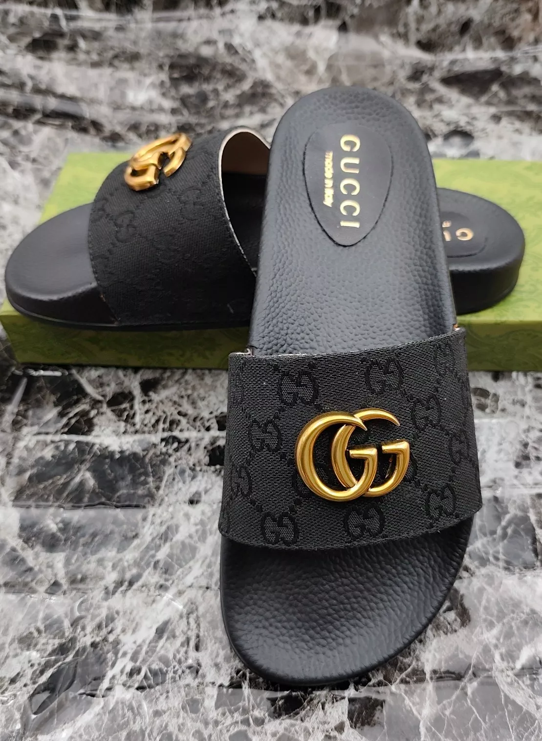 Gucci Slippers For Men Sophisticated 4199