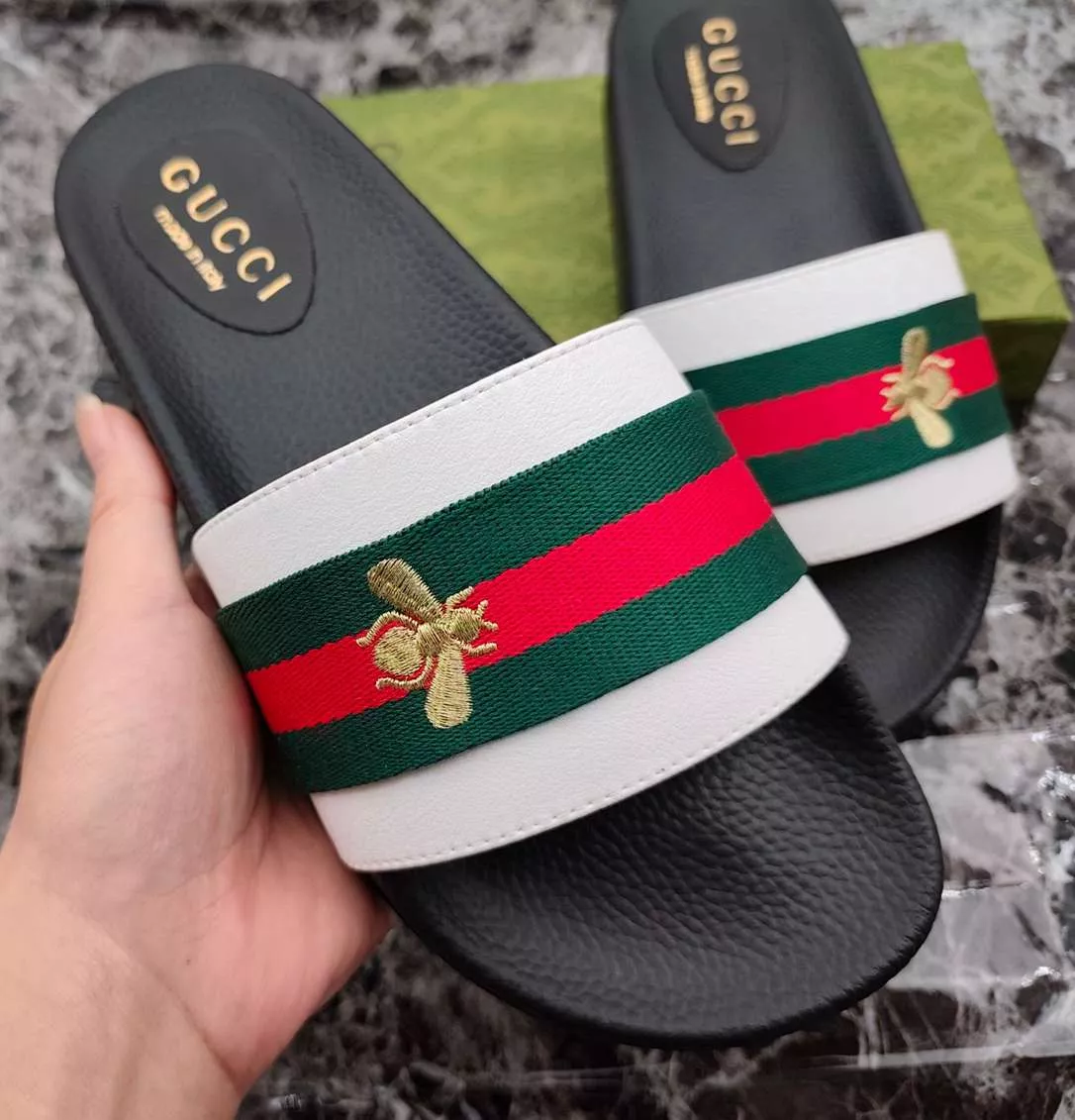 Gucci Slippers For Men Sophisticated 439