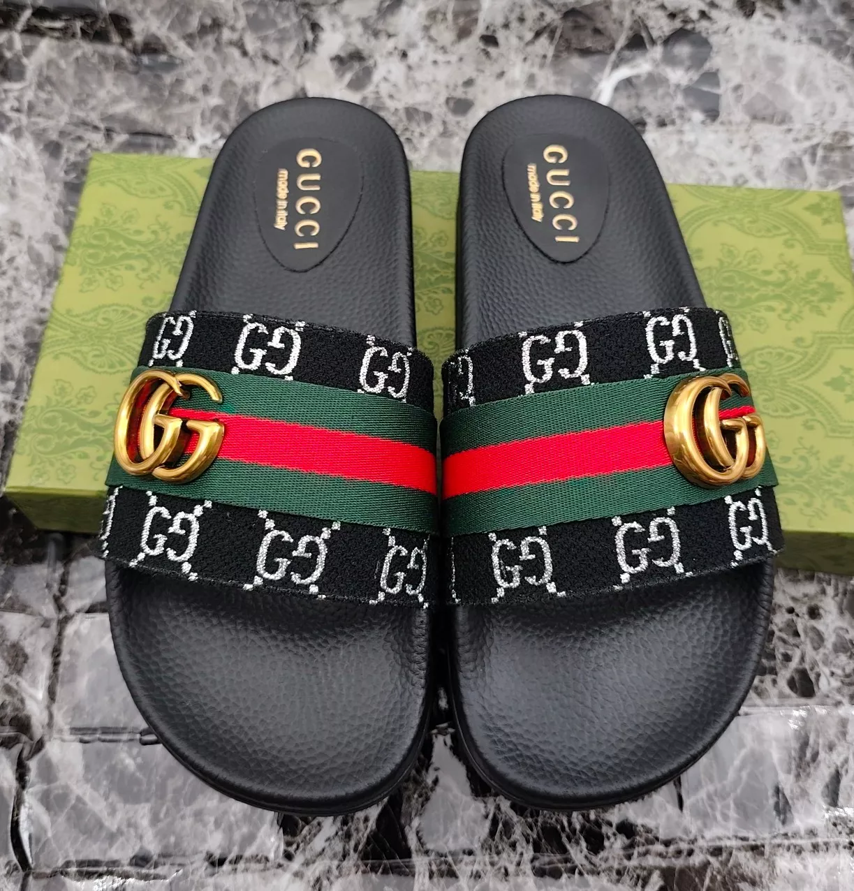 Gucci Slippers For Men Sophisticated 5651