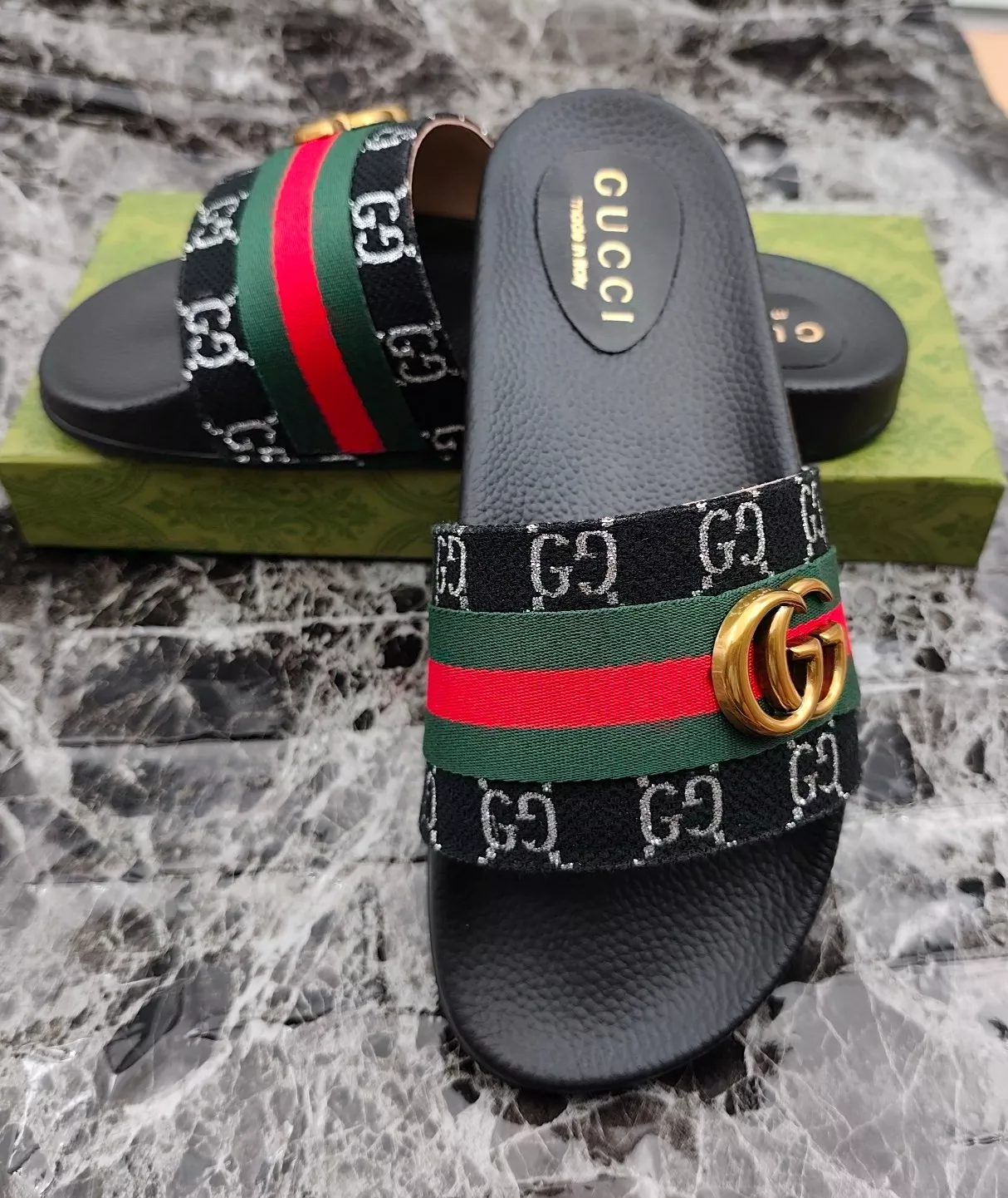 Gucci Slippers For Men Sophisticated 5651