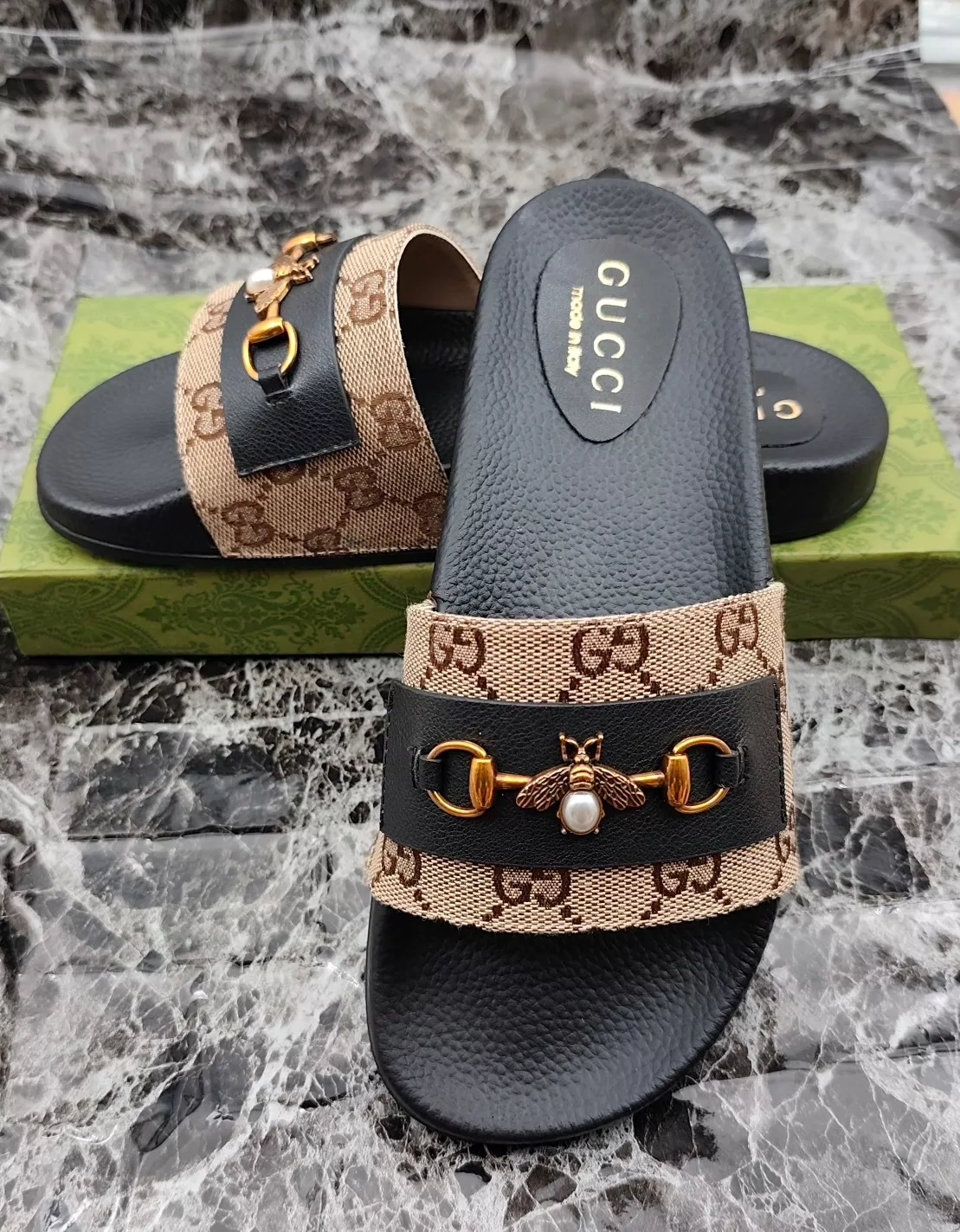 Gucci Slippers For Men Sophisticated 8214