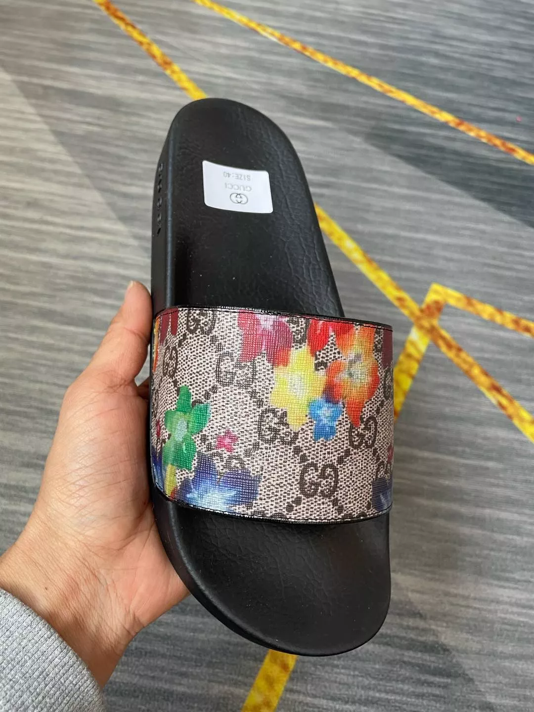 Gucci Slippers For Men Sophisticated 8706