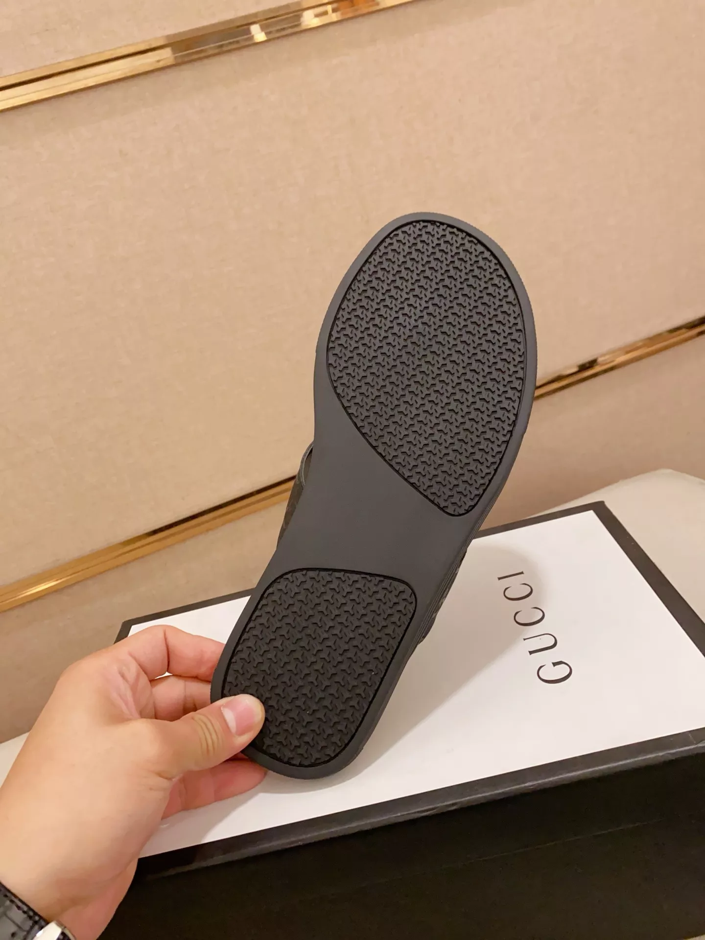 Gucci Slippers For Men SportInspired 8051