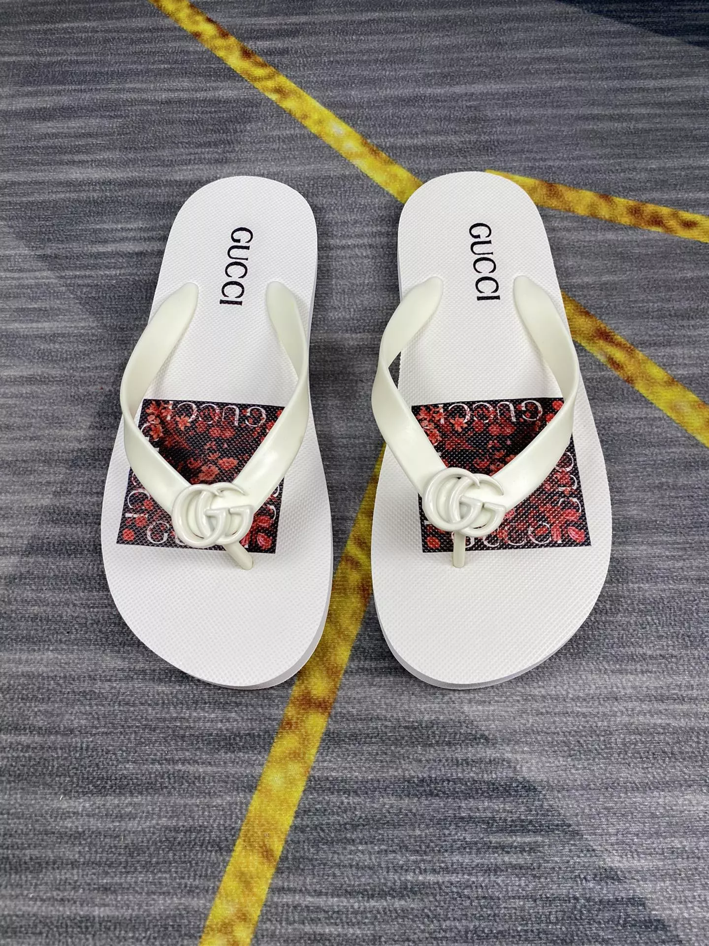 Gucci Slippers For Men StreetReady 3039