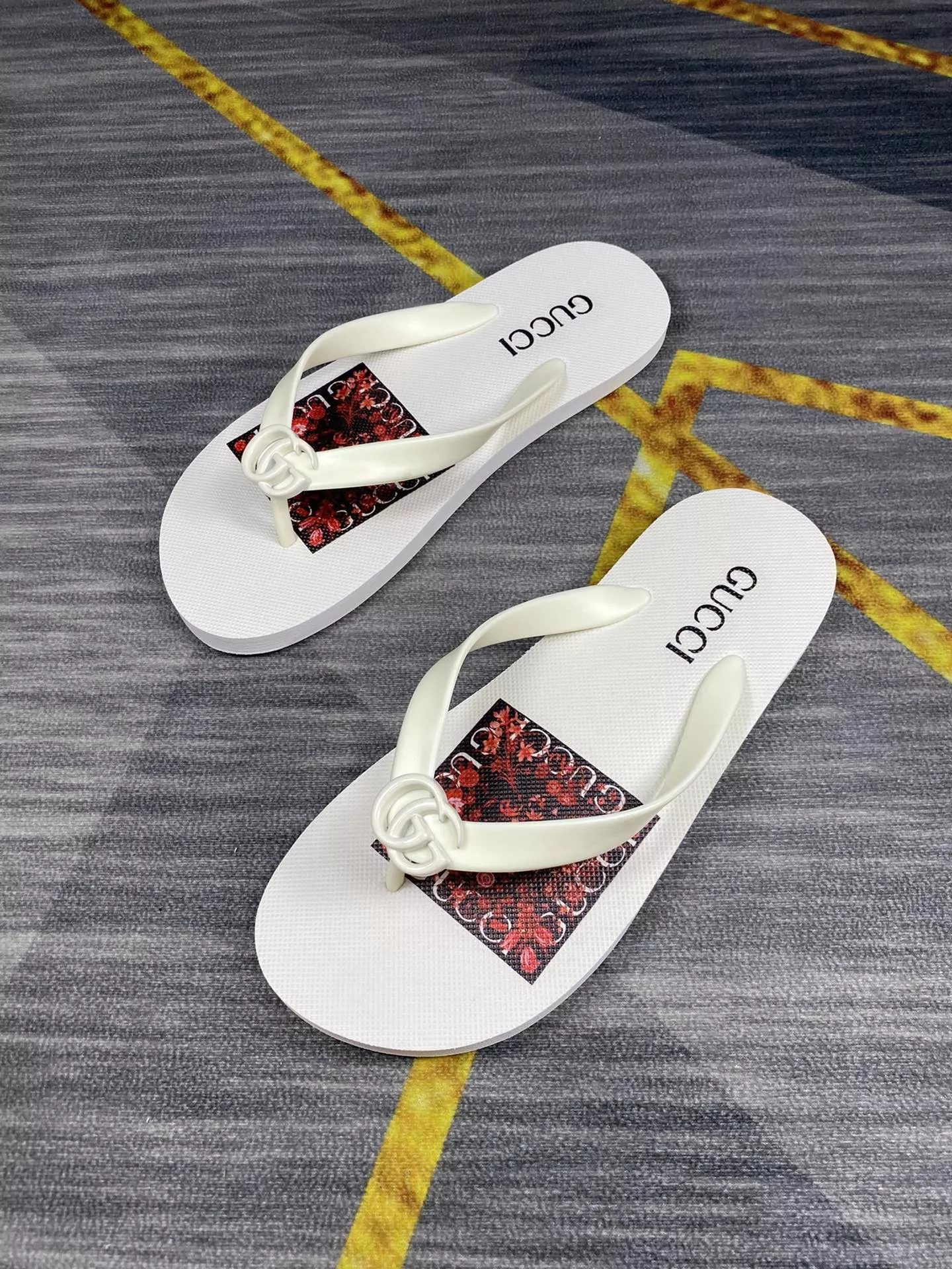Gucci Slippers For Men StreetReady 3039