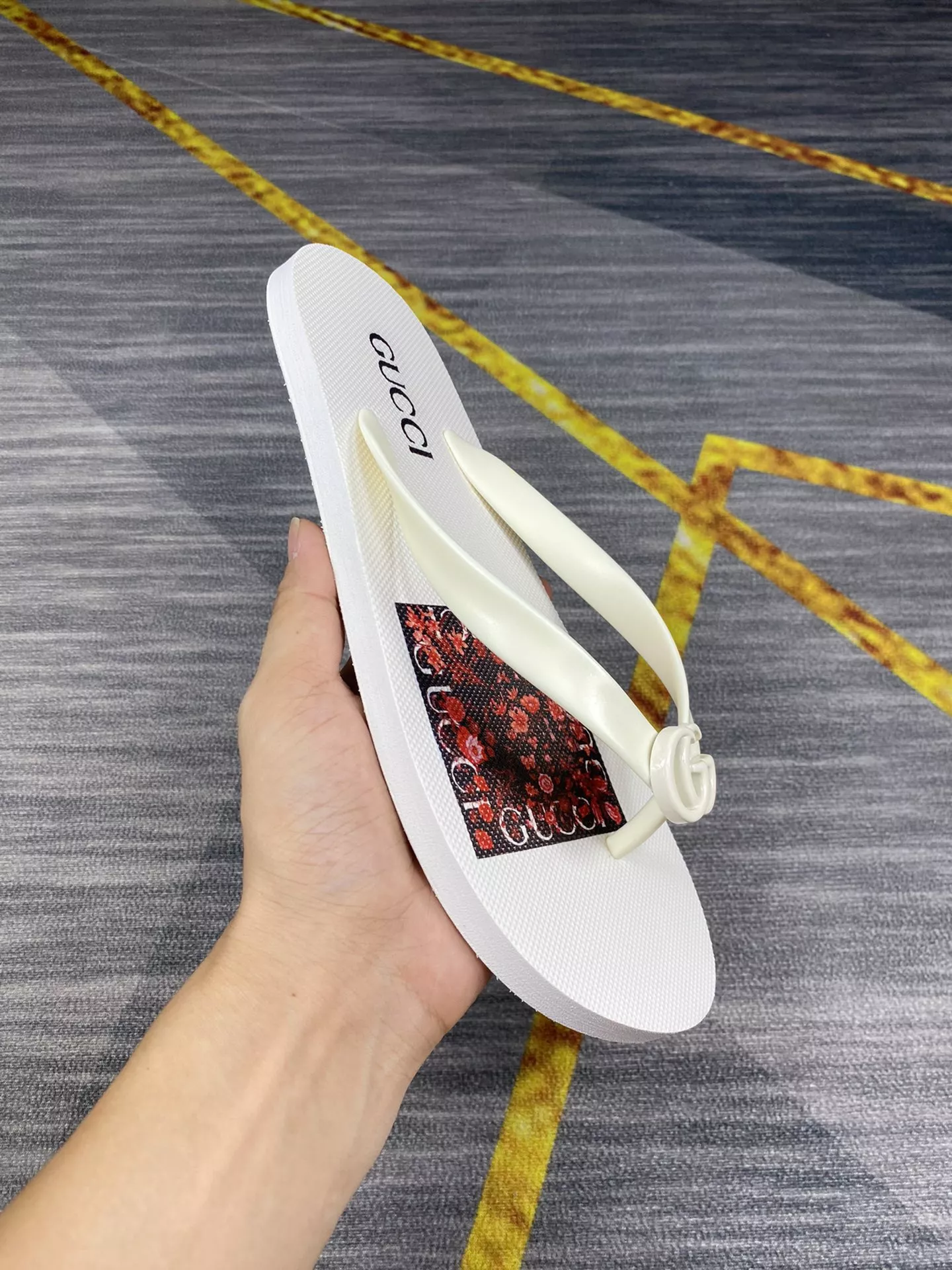 Gucci Slippers For Men StreetReady 3039