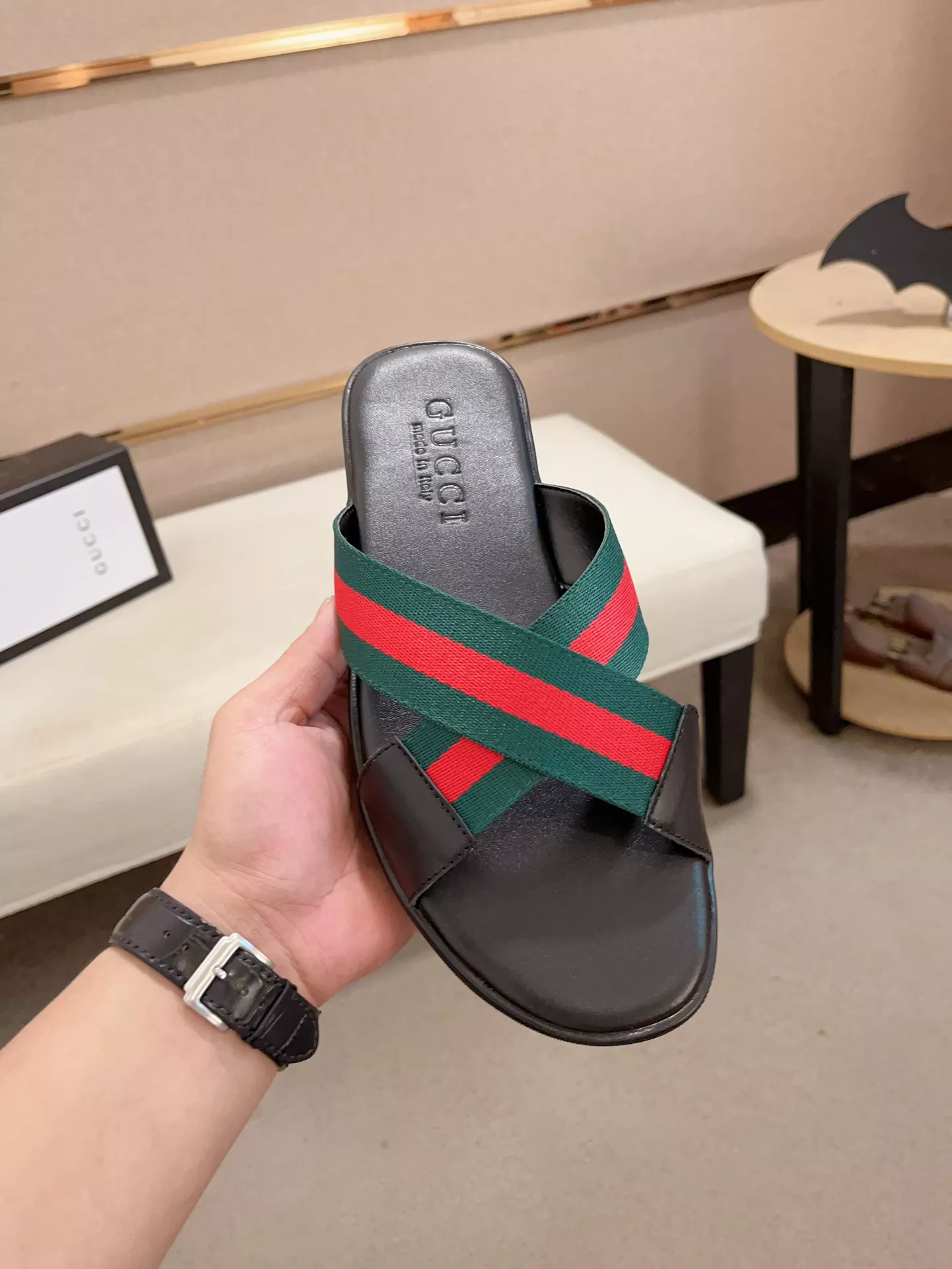 Gucci Slippers For Men StreetReady 4817