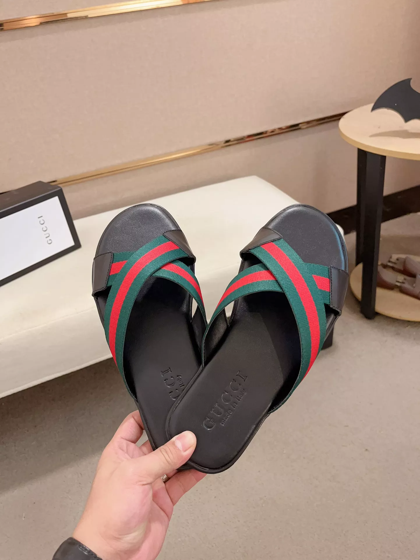 Gucci Slippers For Men StreetReady 4817