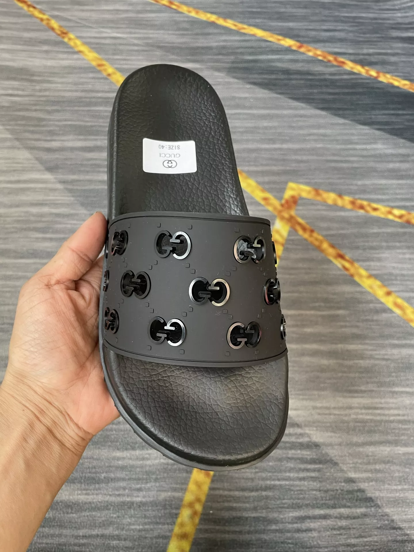 Gucci Slippers For Men StreetReady 6609