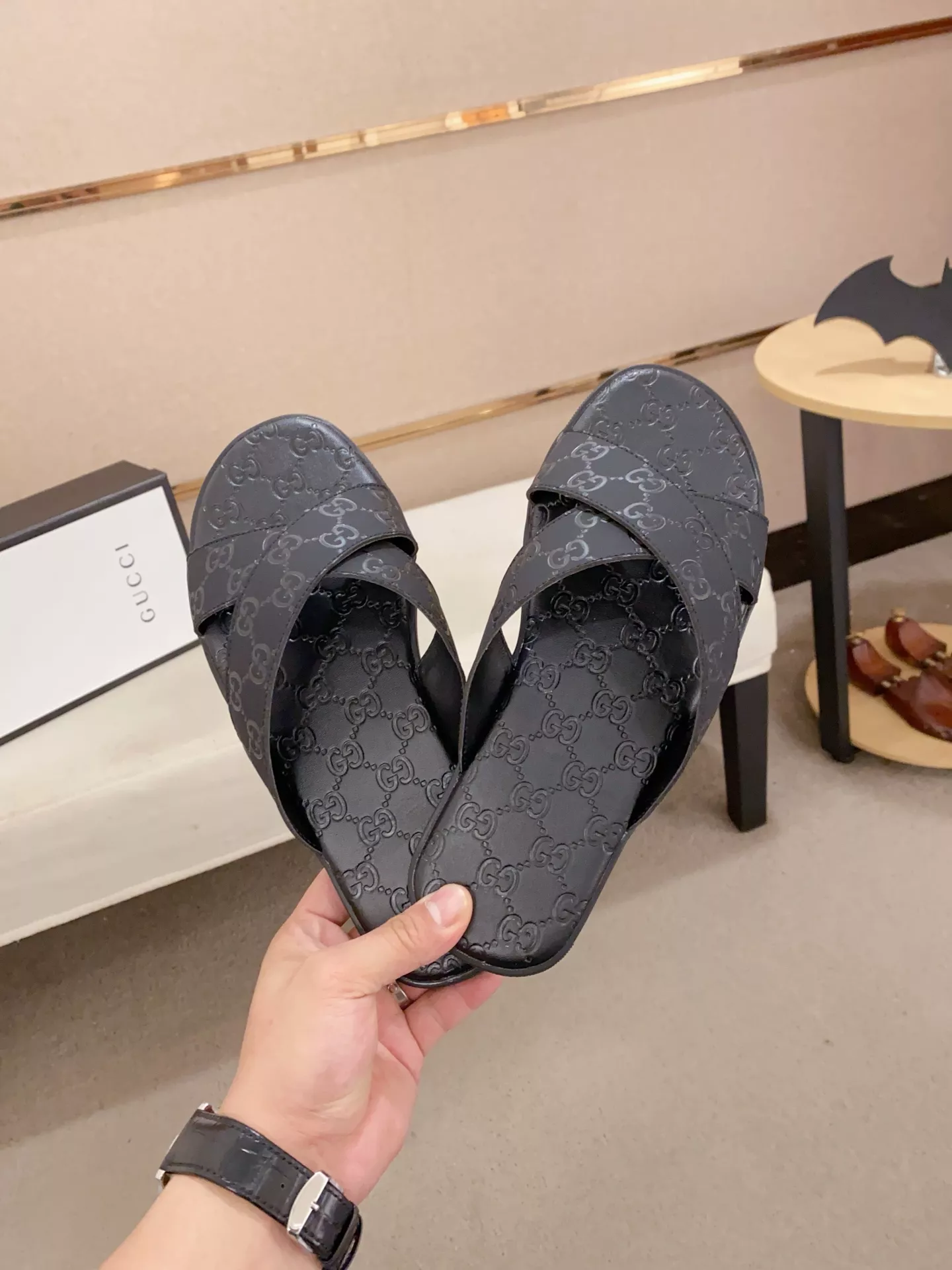 Gucci Slippers For Men Stylish 1339