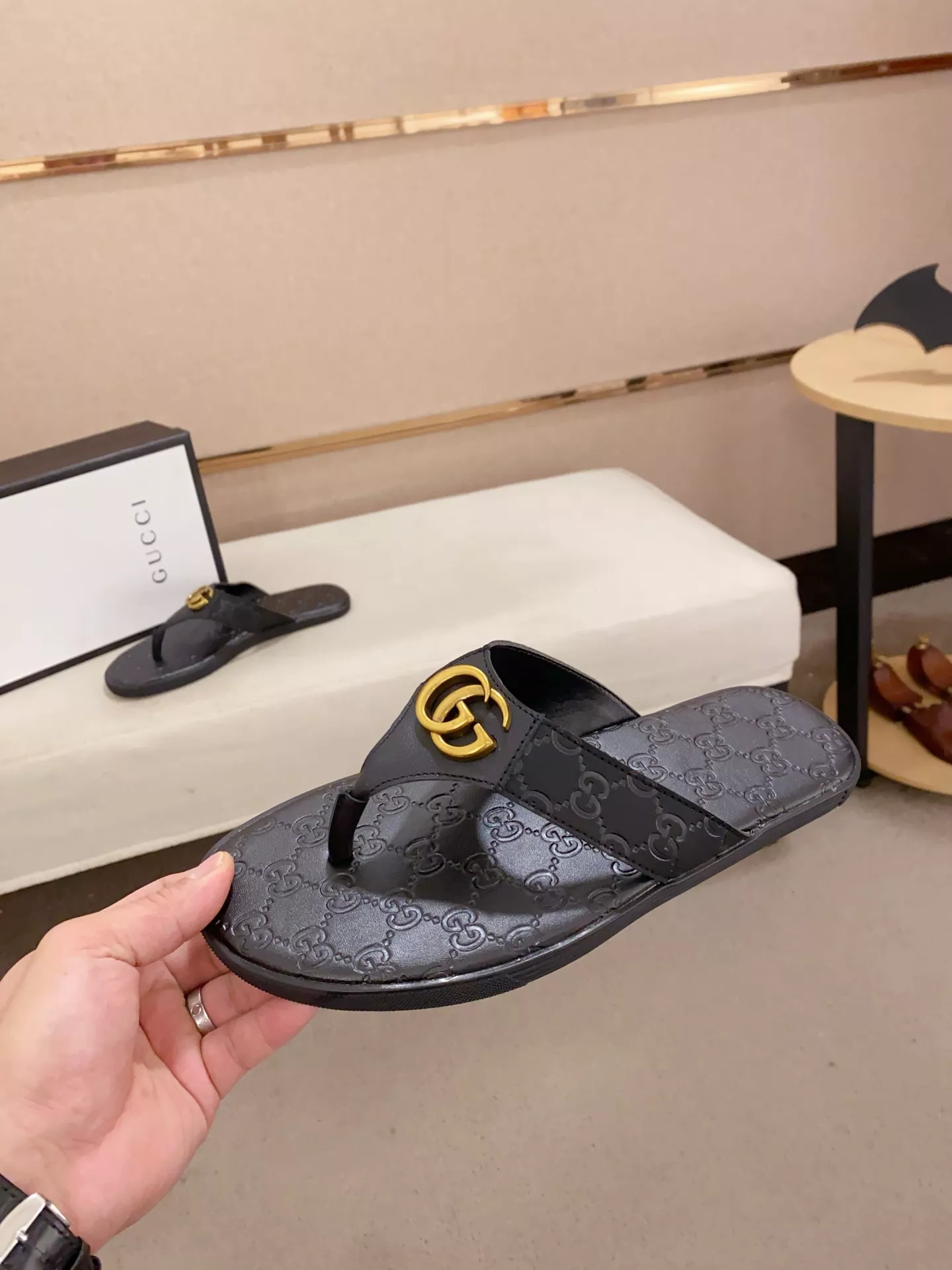 Gucci Slippers For Men Stylish 5866