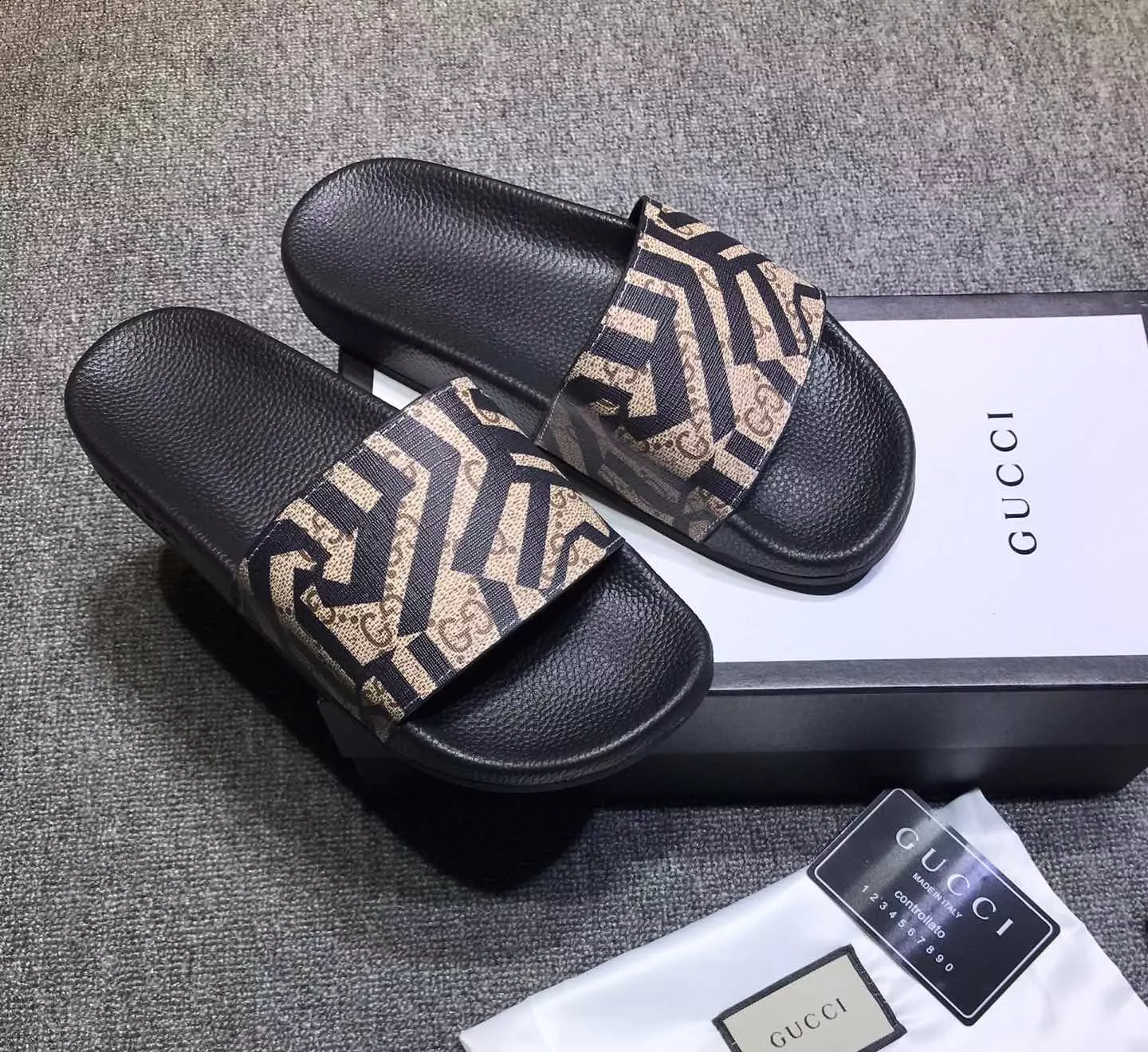 Gucci Slippers For Men Timeless 7909