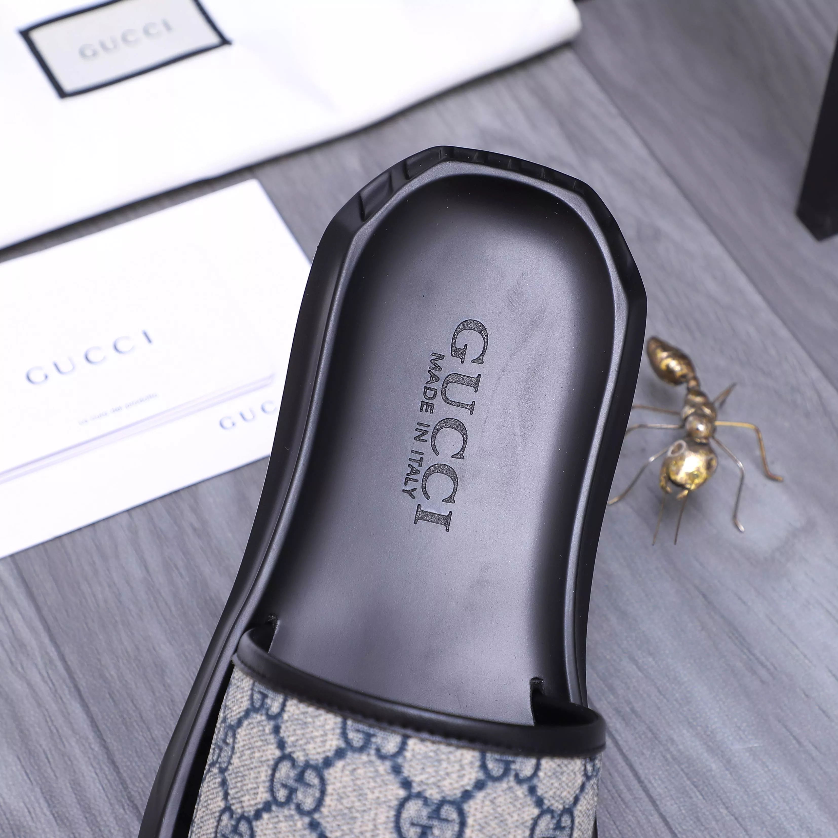 Gucci Slippers For Men Unique 2162