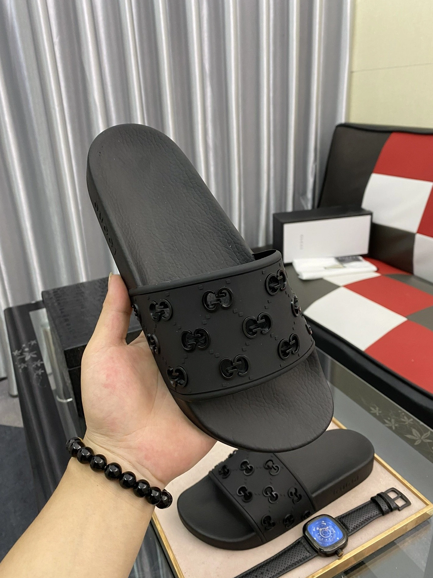 Gucci Slippers For Men UrbanStyle 5030