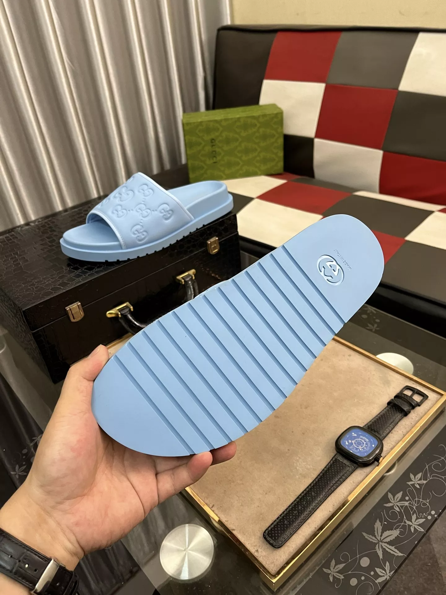 Gucci Slippers For Men Versatile 1566