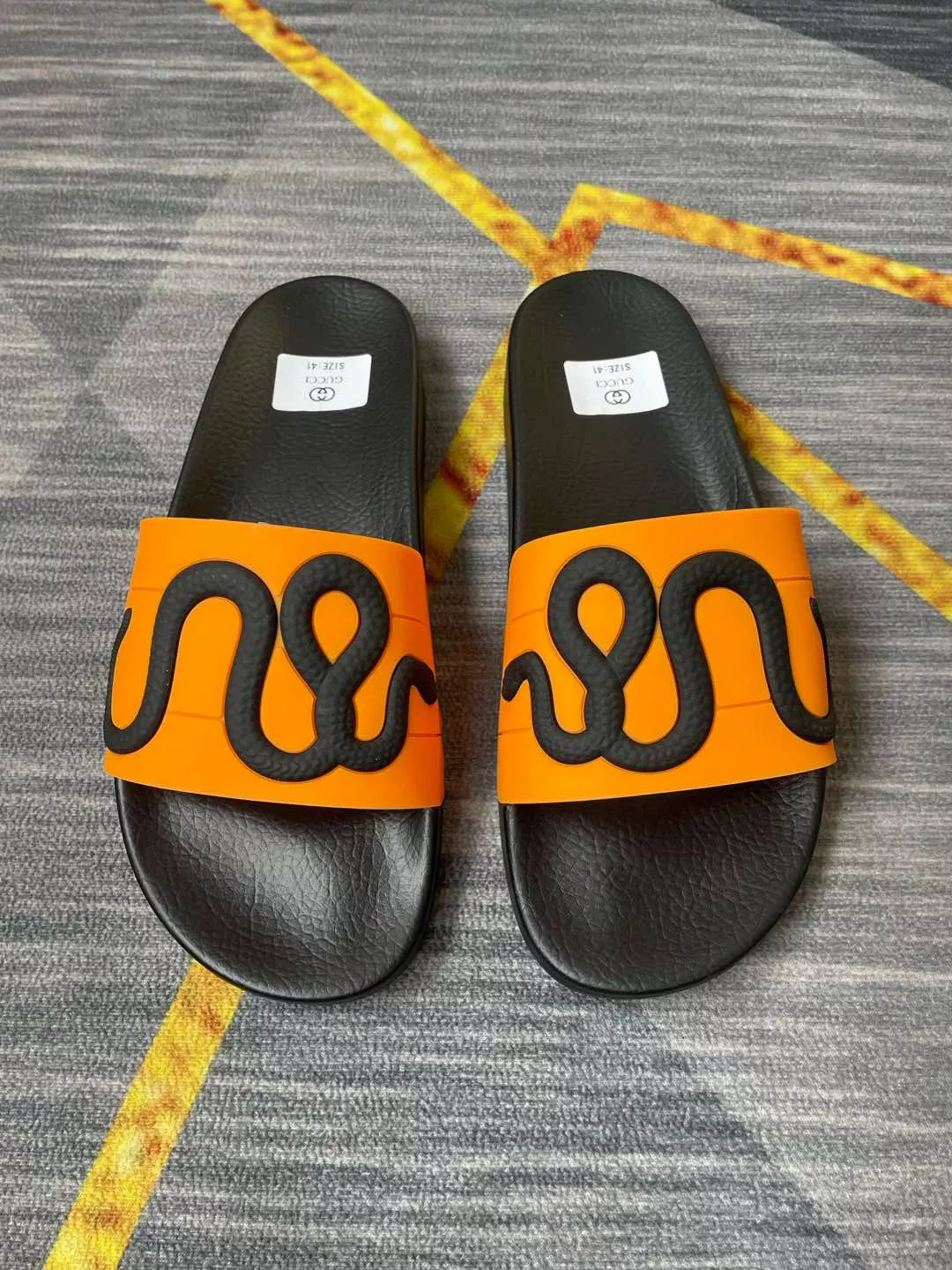 Gucci Slippers For Men Vibrant 7709