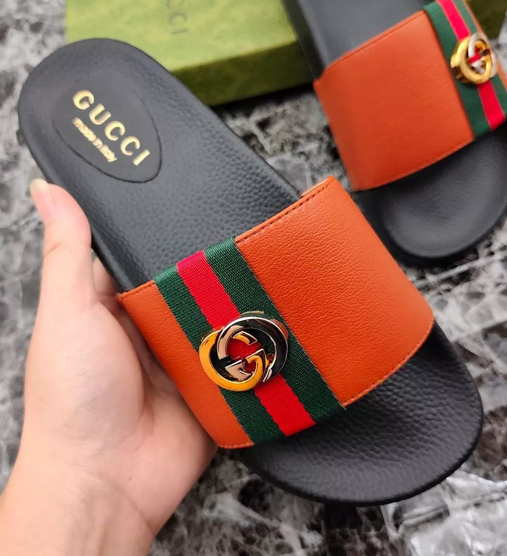 Gucci Slippers For Men Vibrant 8964