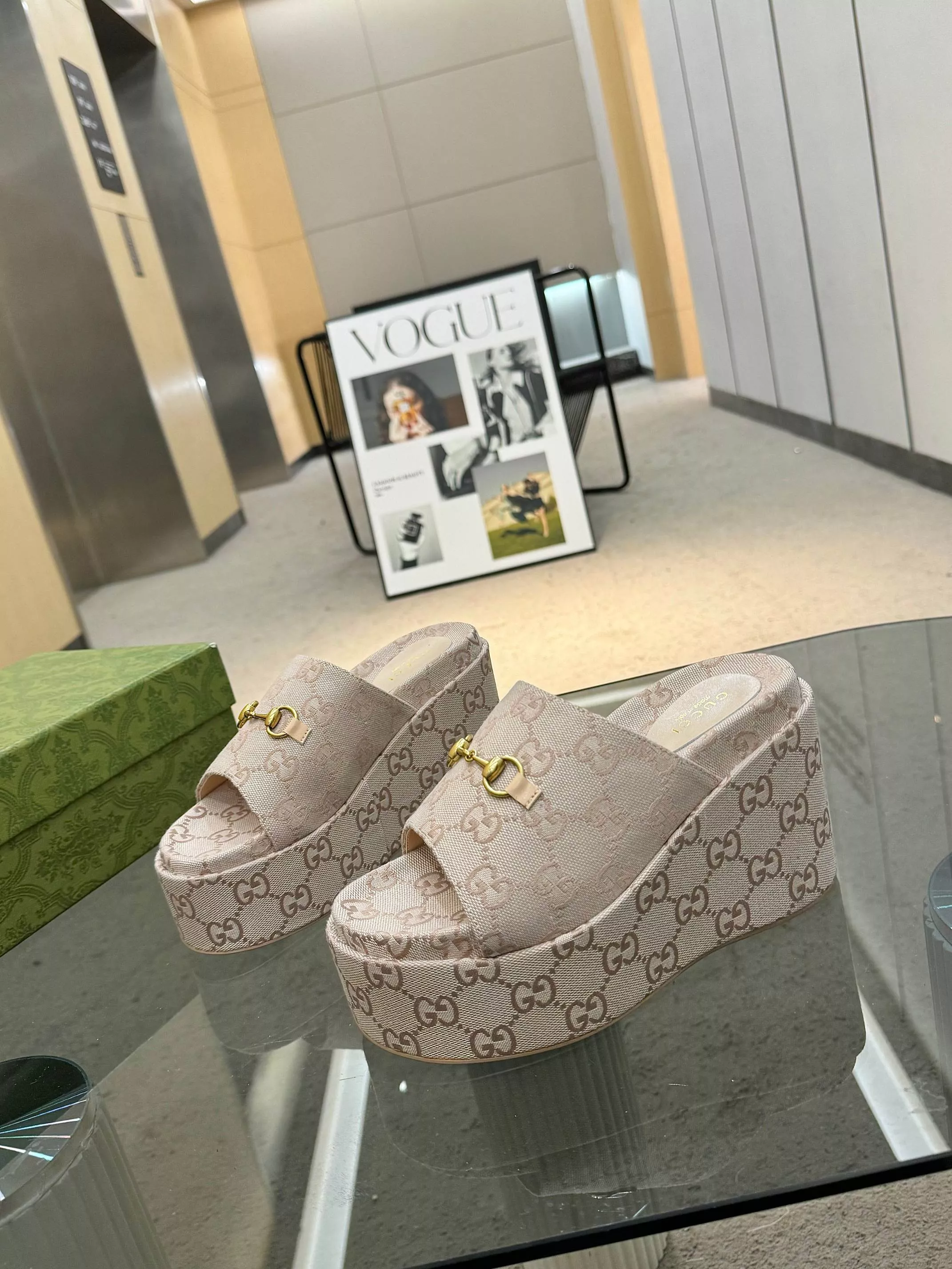 Gucci Slippers For Women Affordable 5178