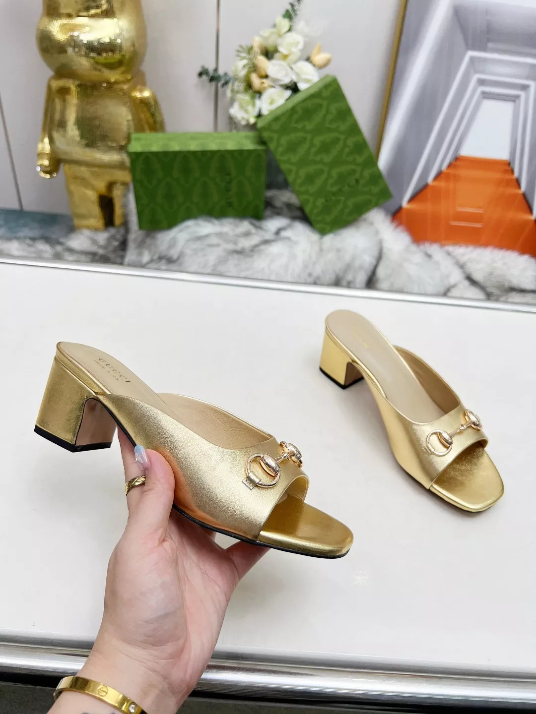 Gucci Slippers For Women AllSeason 6093