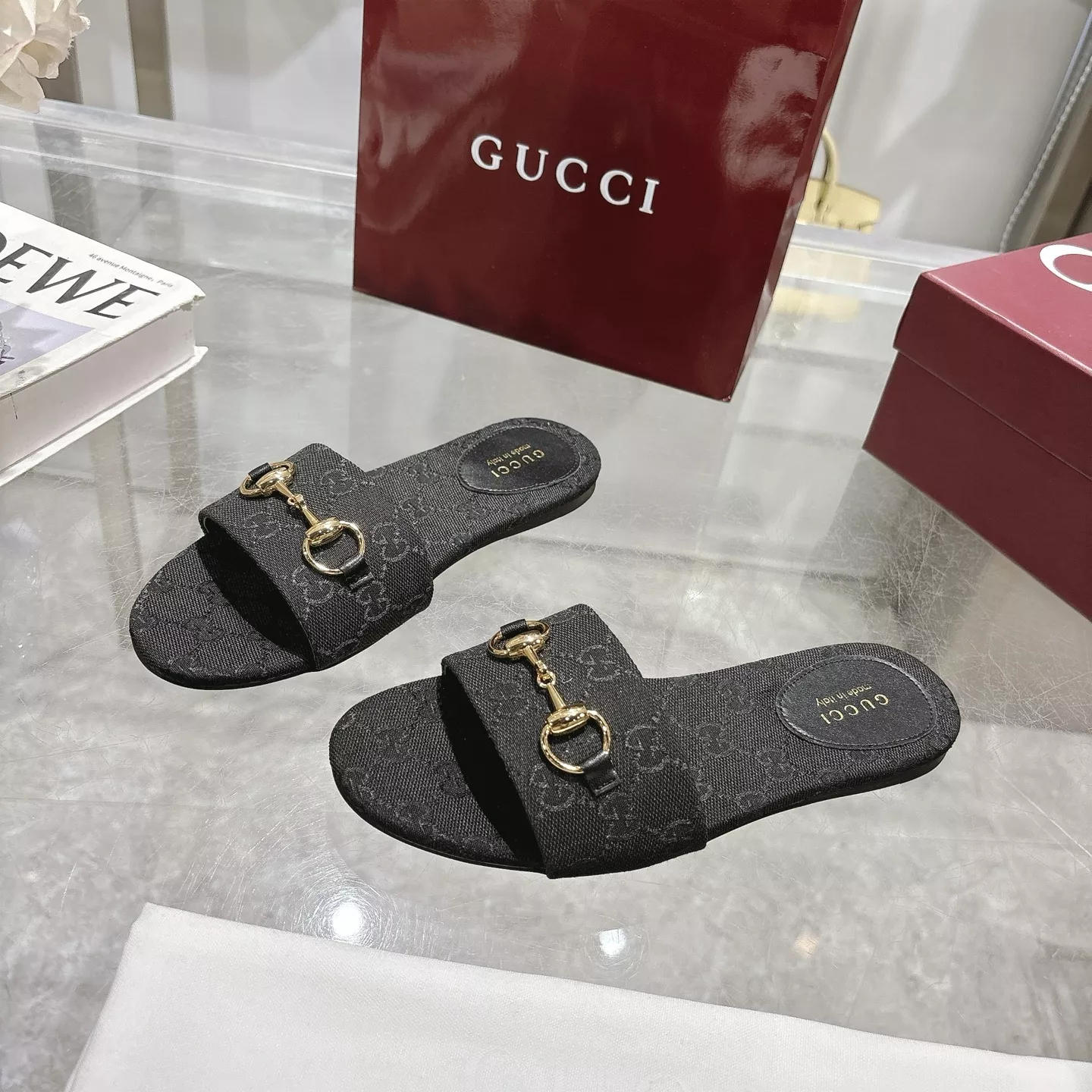 Gucci Slippers For Women Bold 857