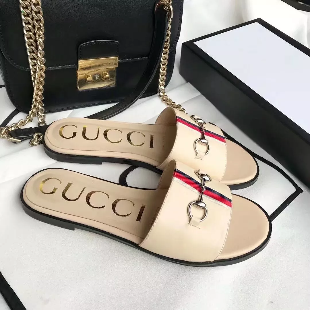 Gucci Slippers For Women Bold 9157