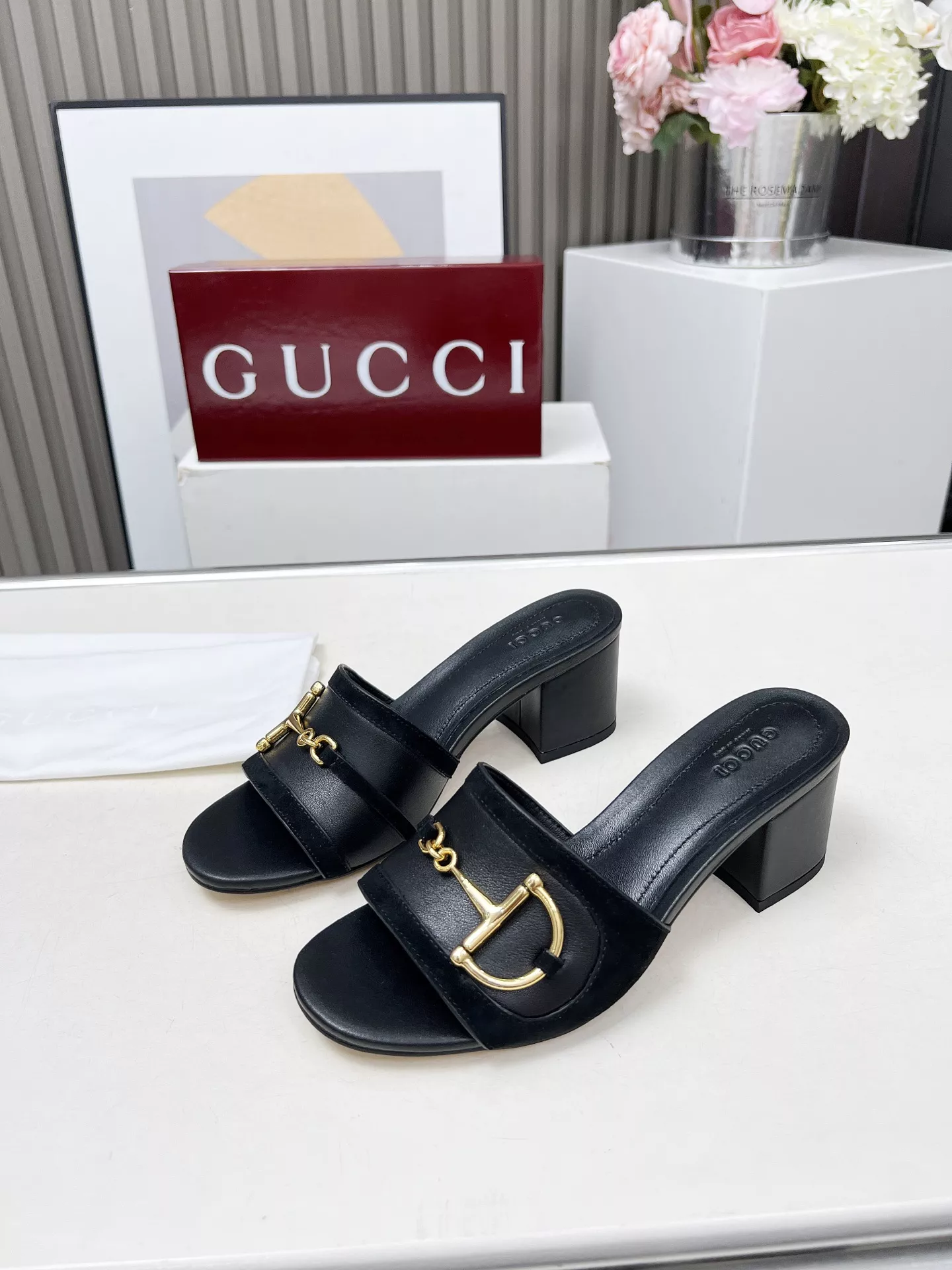 Gucci Slippers For Women Breathable 4387