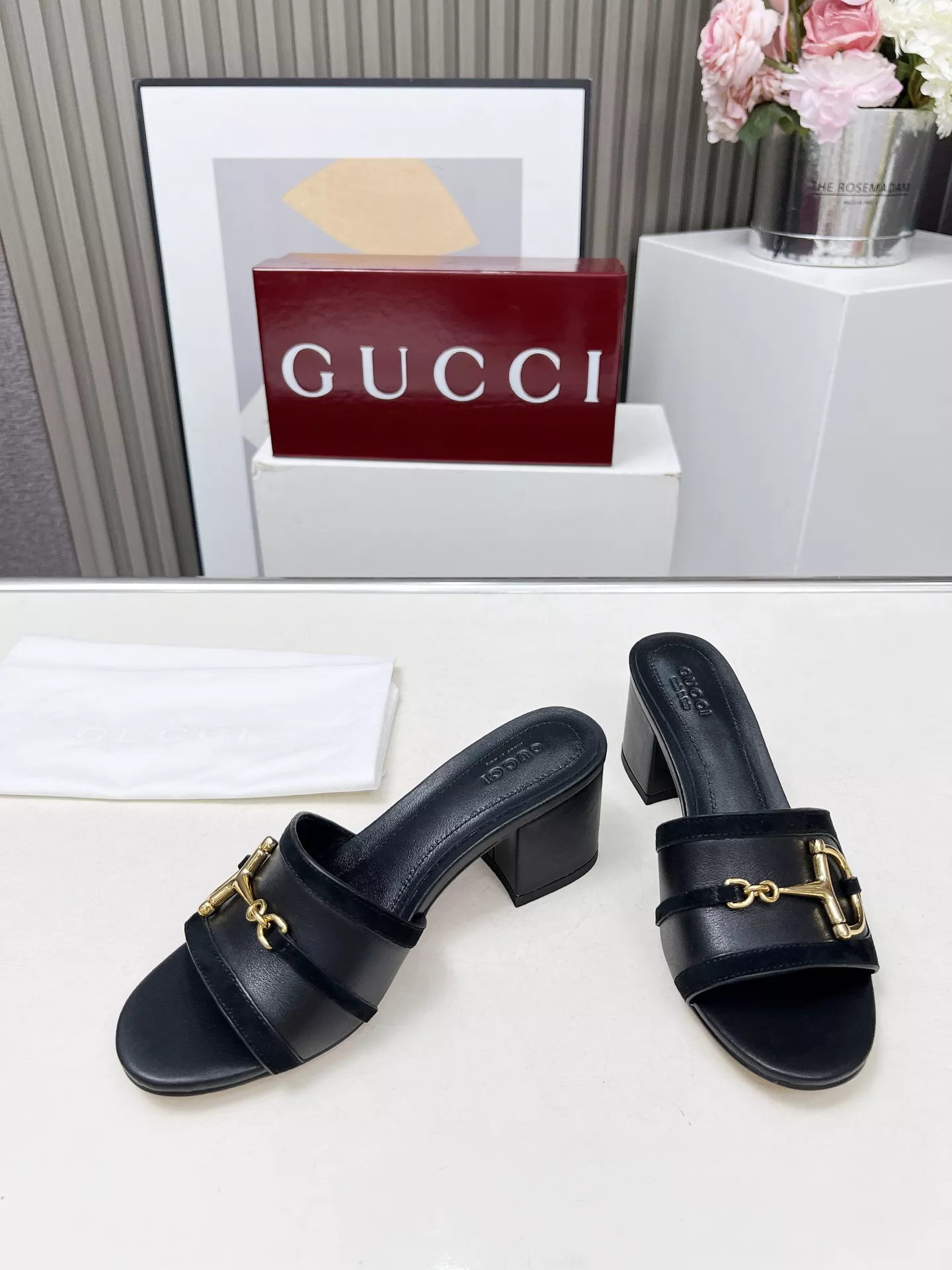 Gucci Slippers For Women Breathable 4387