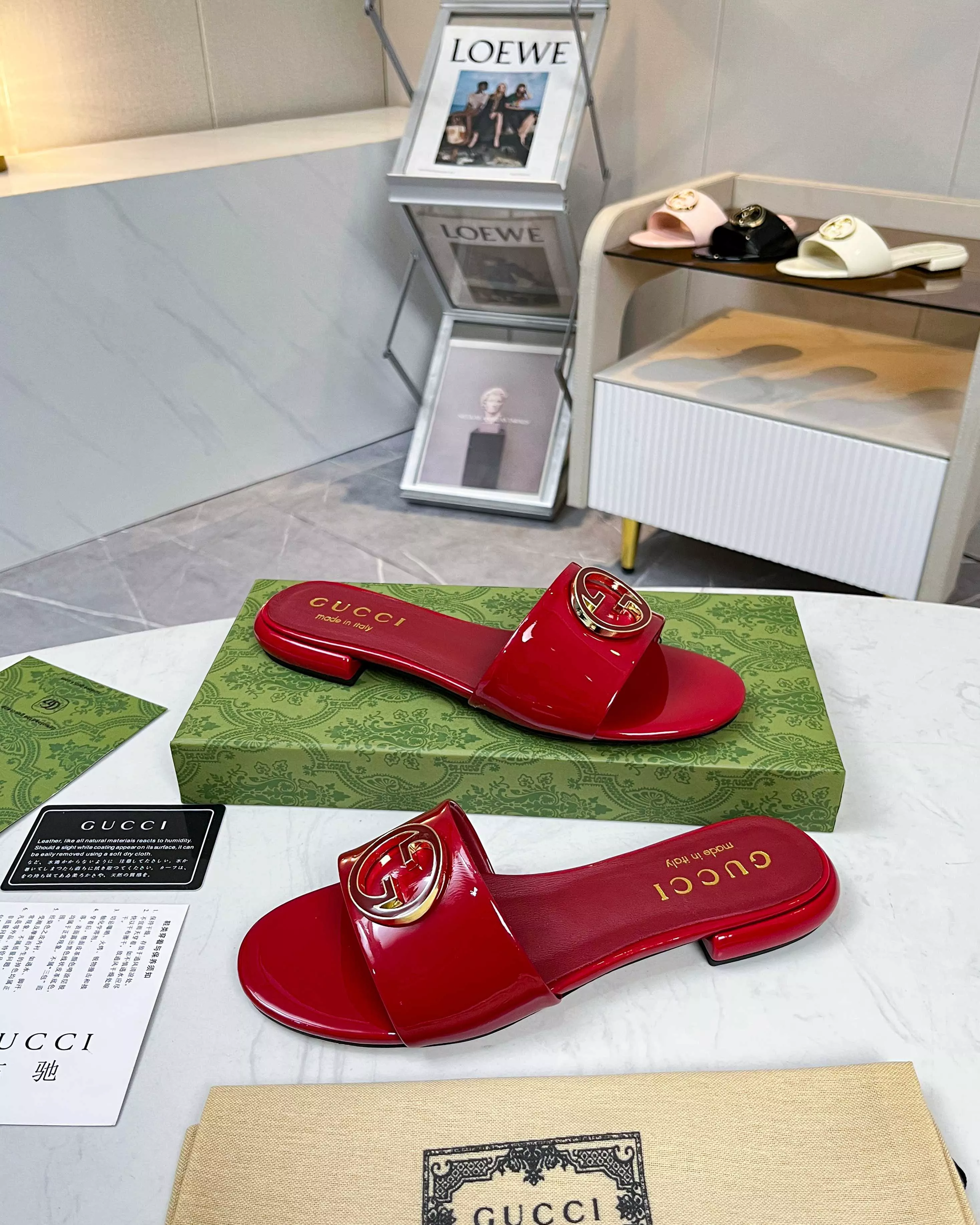 Gucci Slippers For Women Bright 1719