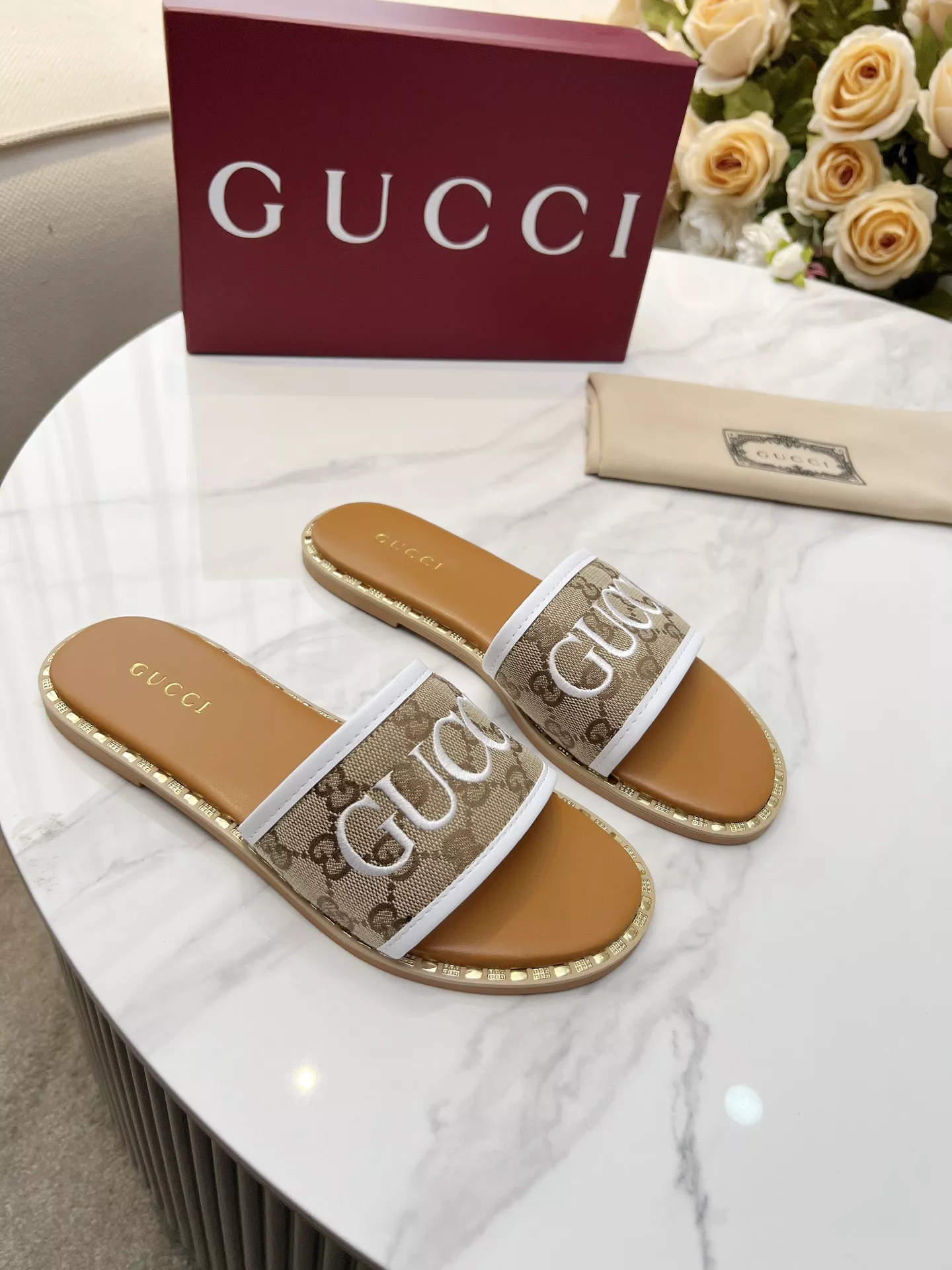 Gucci Slippers For Women Classic 2435