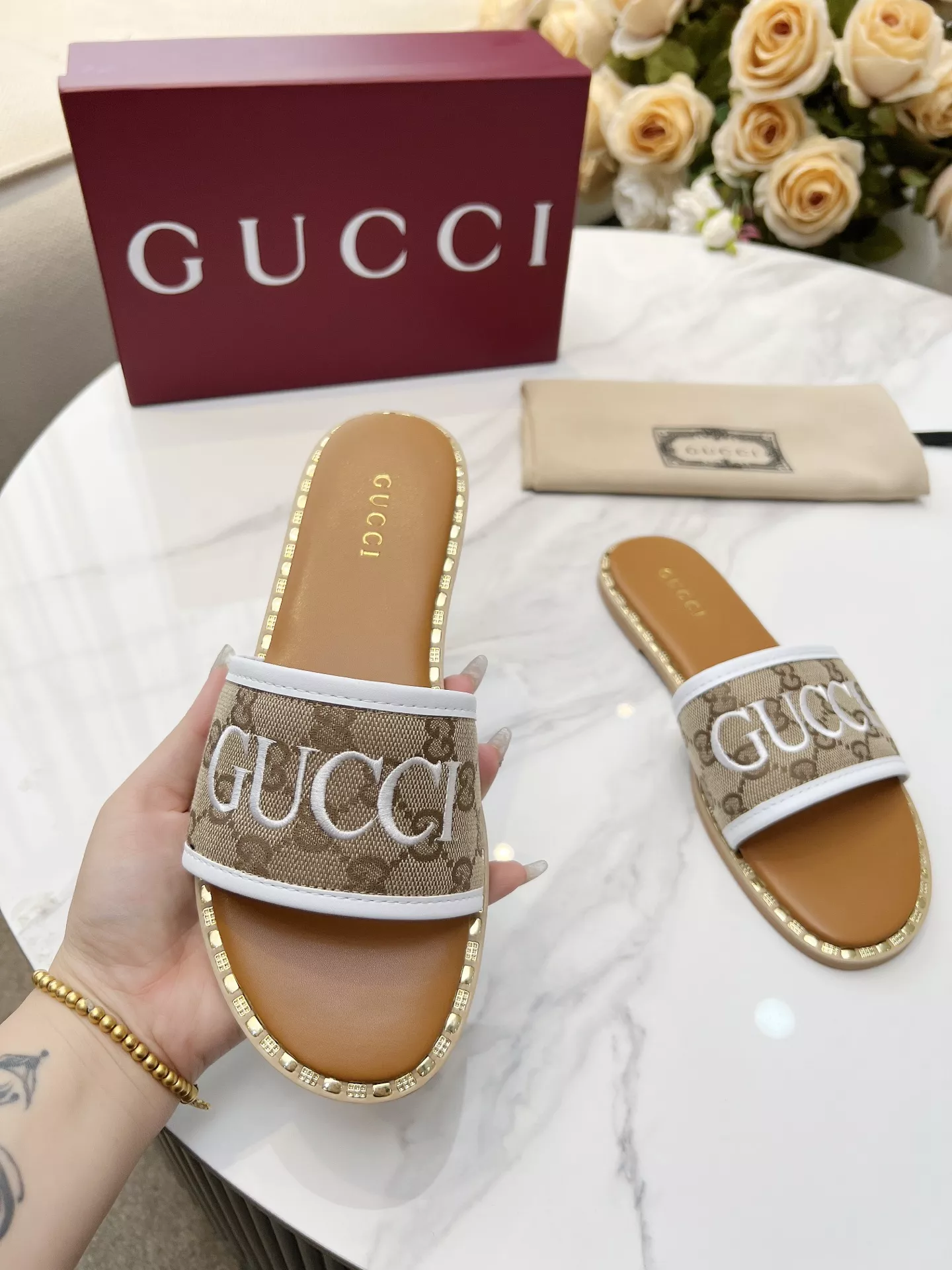Gucci Slippers For Women Classic 2435