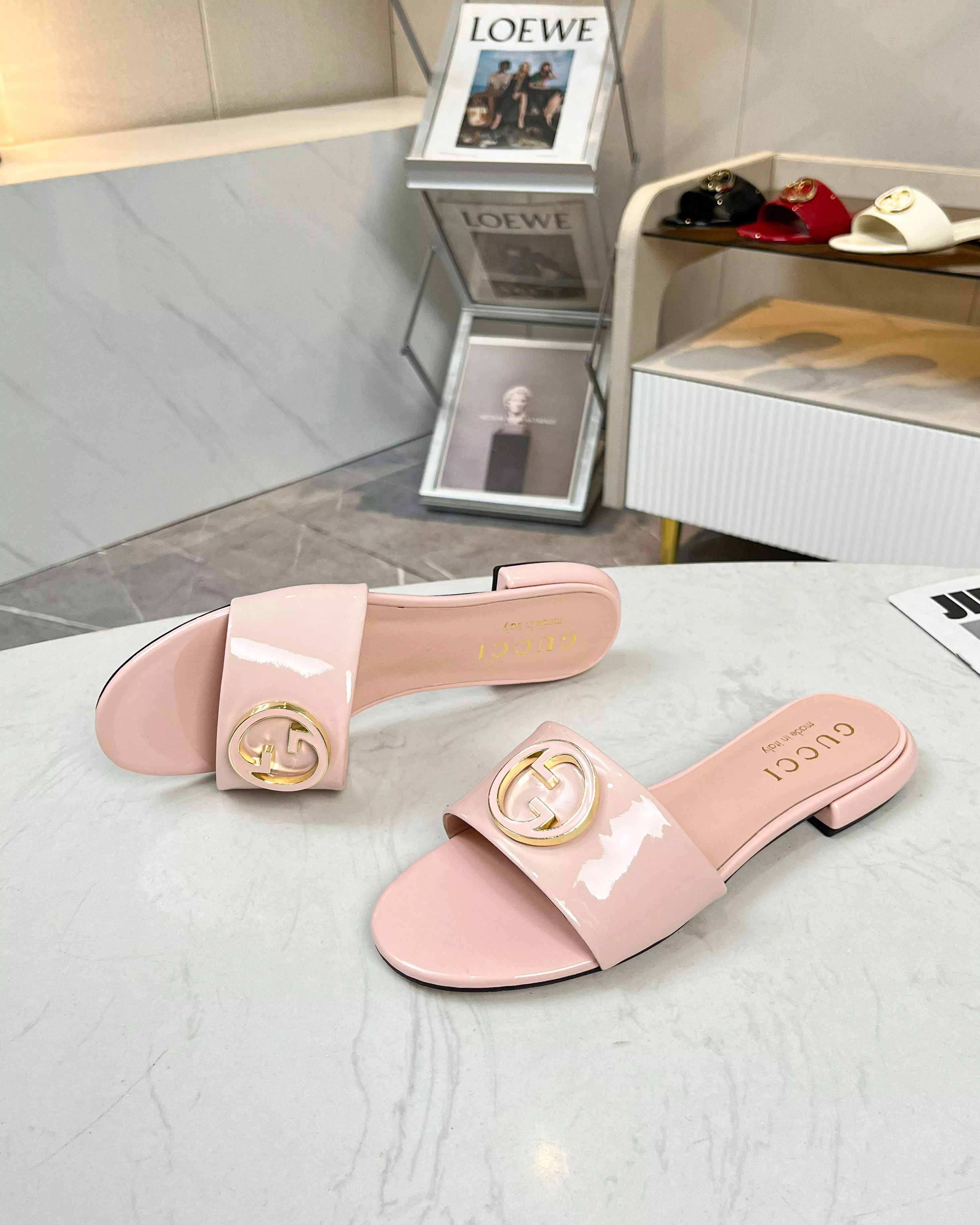 Gucci Slippers For Women Classic 4002