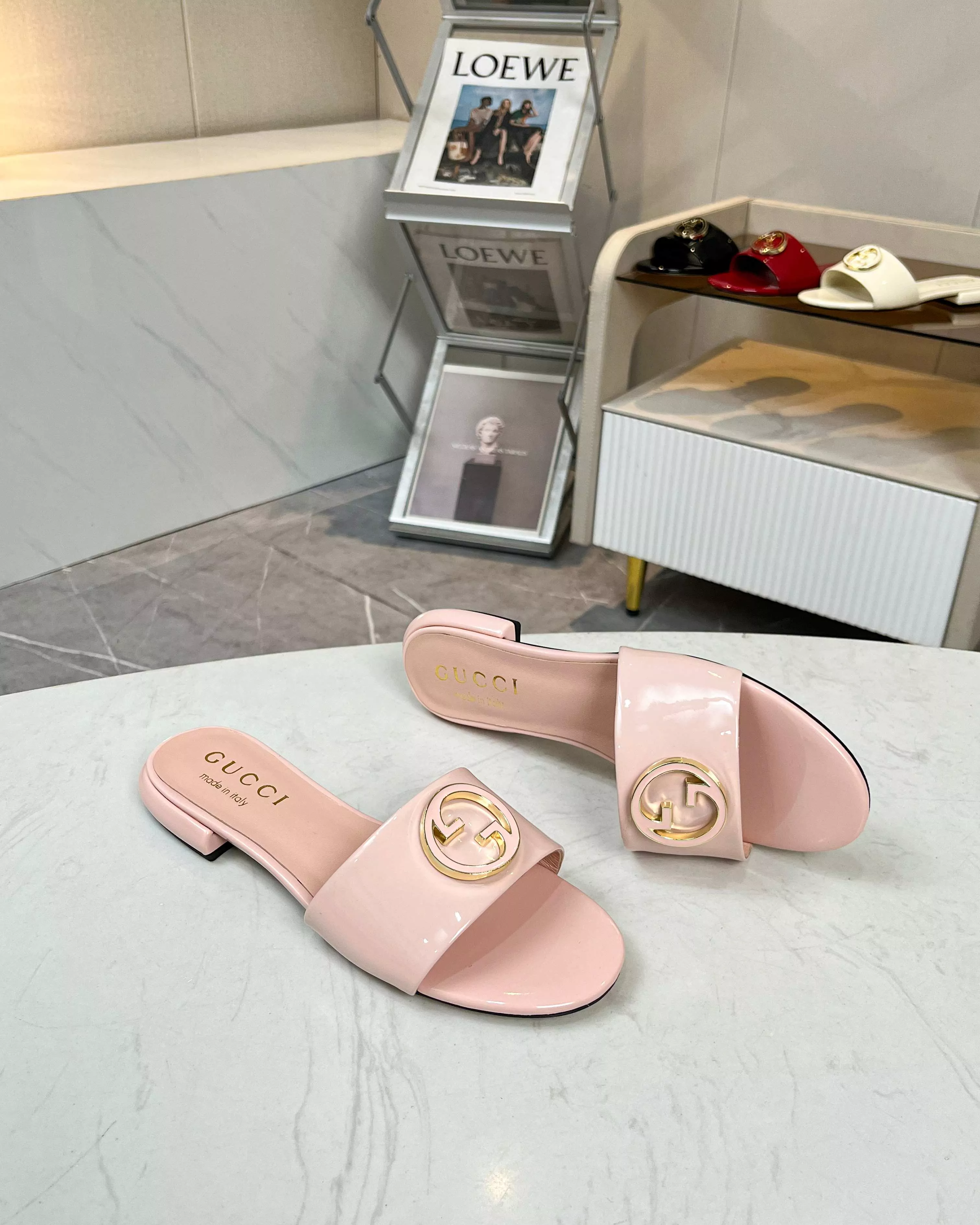 Gucci Slippers For Women Classic 4002