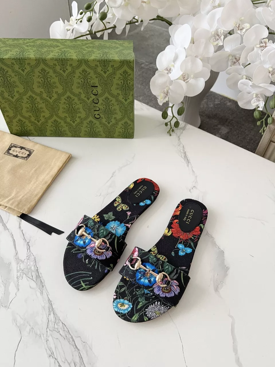 Gucci Slippers For Women Classic 5002