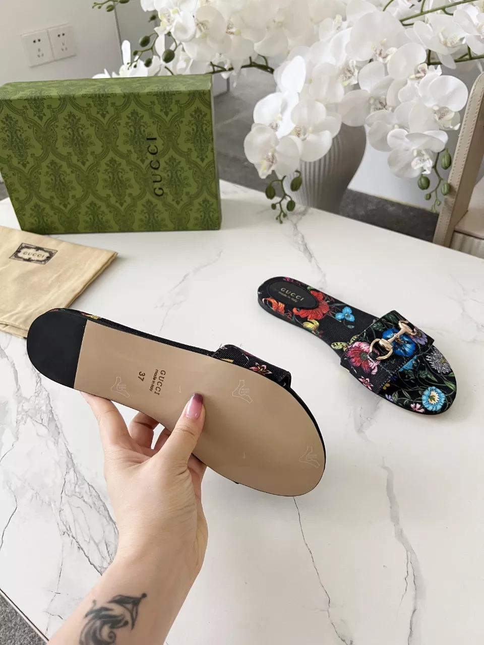 Gucci Slippers For Women Classic 5002
