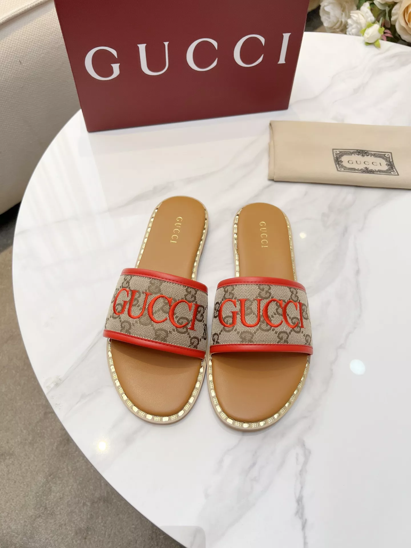 Gucci Slippers For Women Comfortable 114