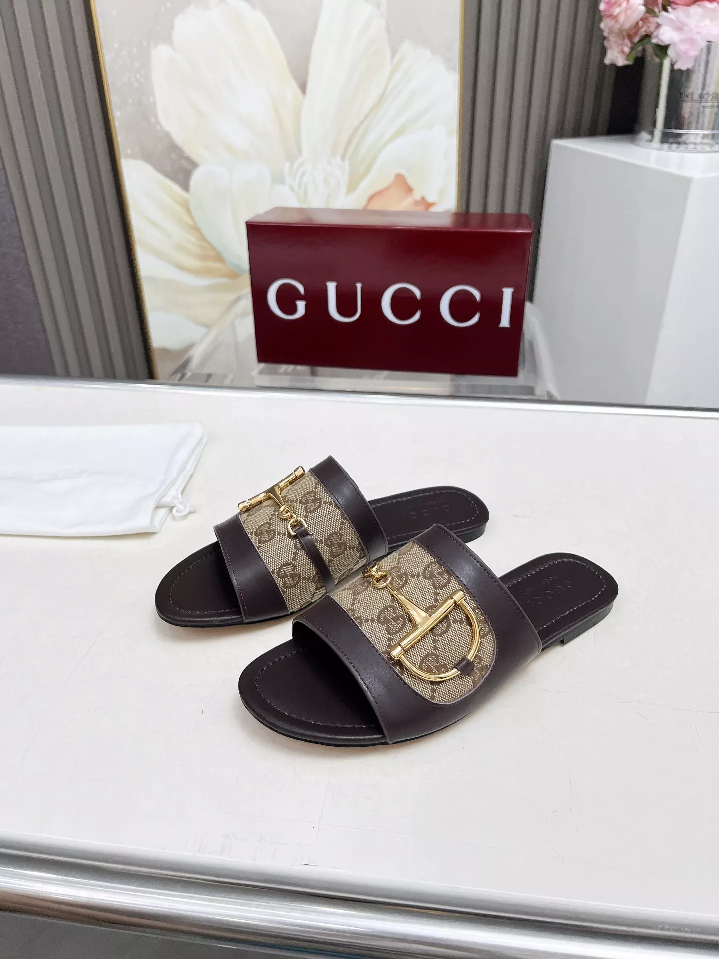 Gucci Slippers For Women Comfortable 3571