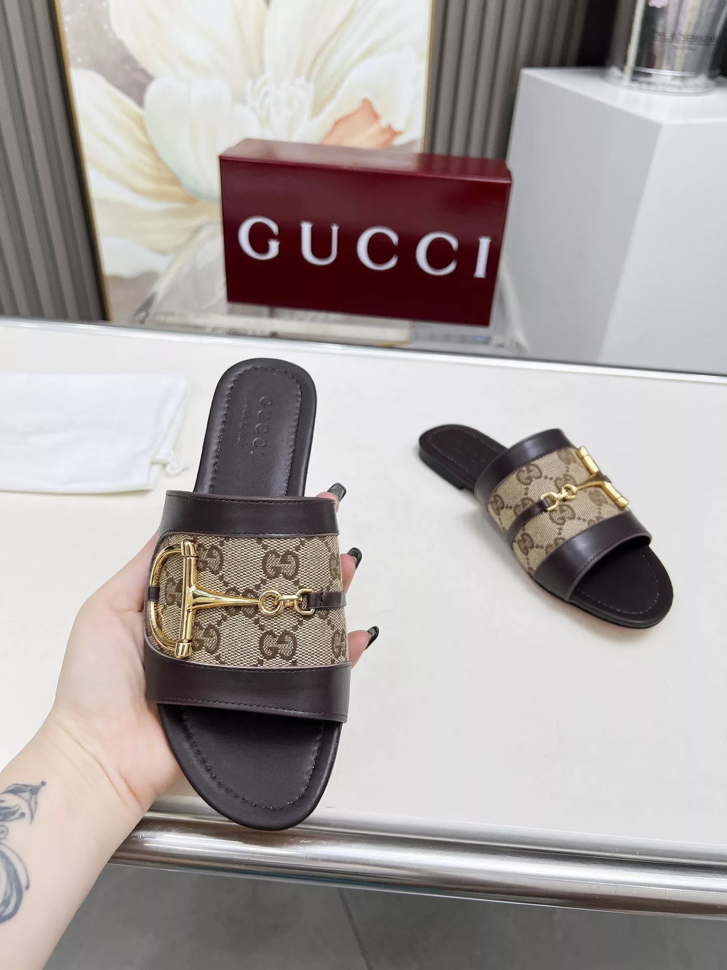 Gucci Slippers For Women Comfortable 3571