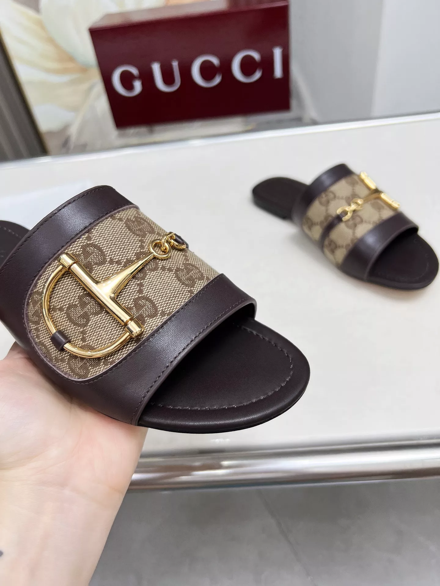 Gucci Slippers For Women Comfortable 3571