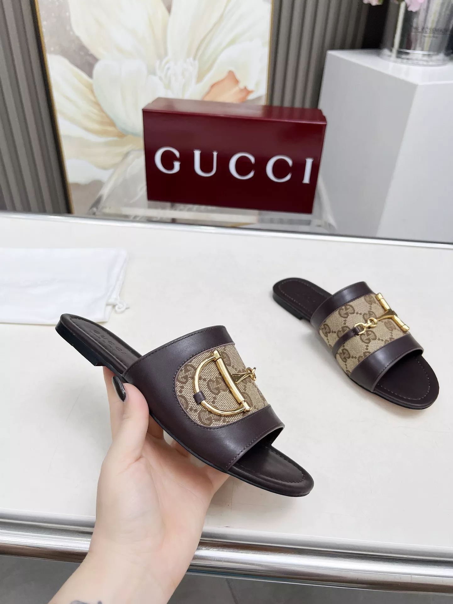 Gucci Slippers For Women Comfortable 3571