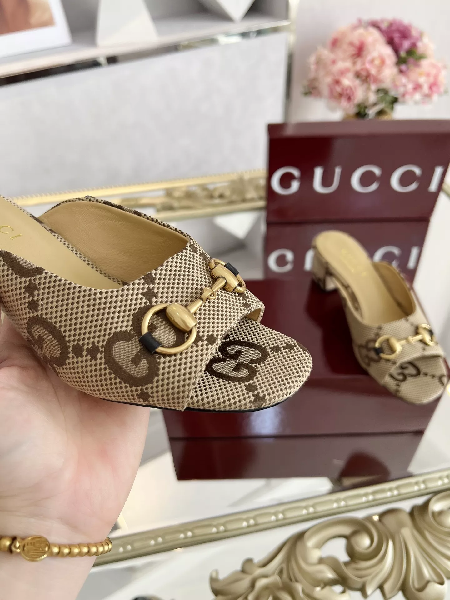 Gucci Slippers For Women Compact 2227
